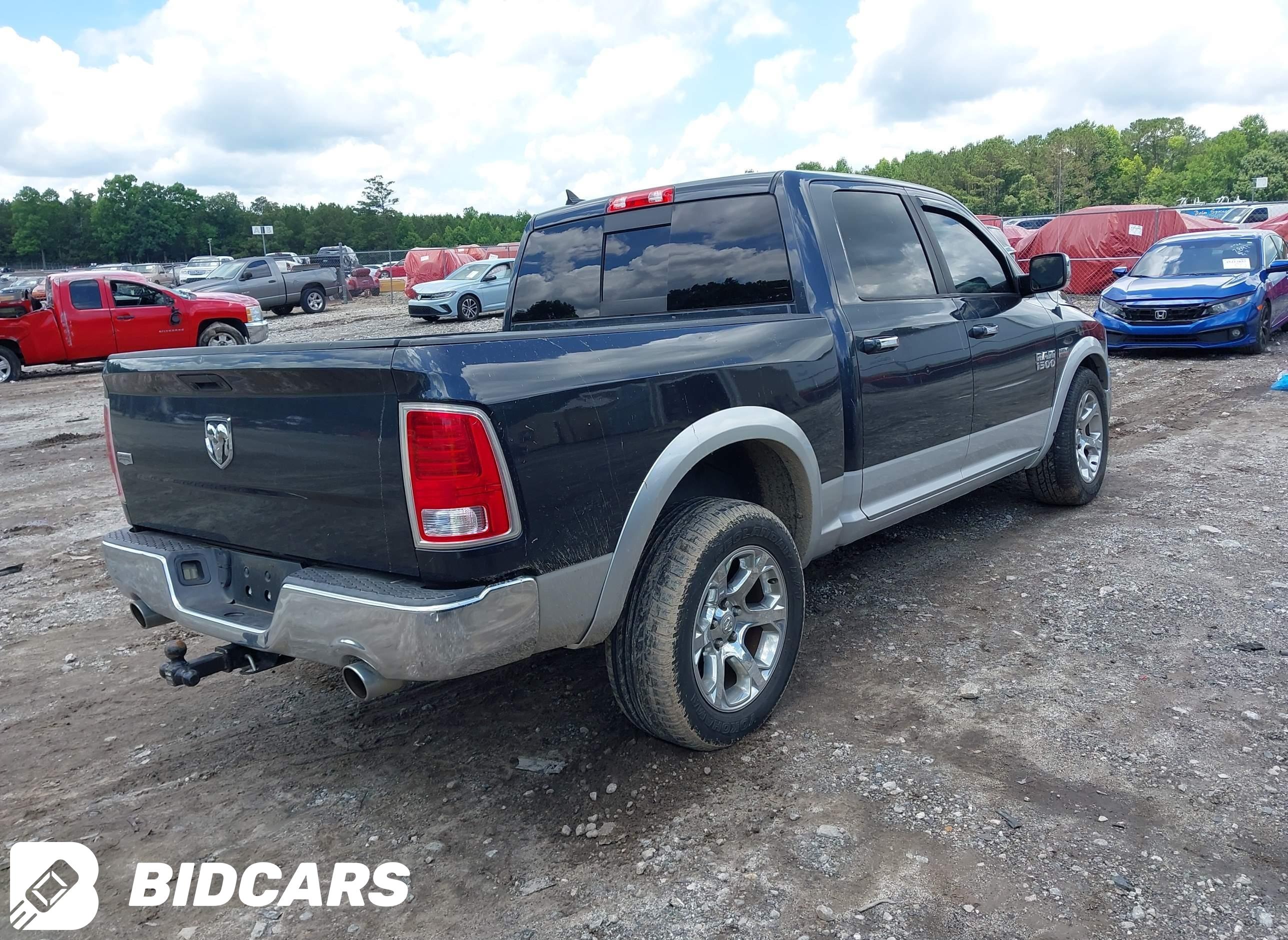 2016 RAM 1500, Laramie