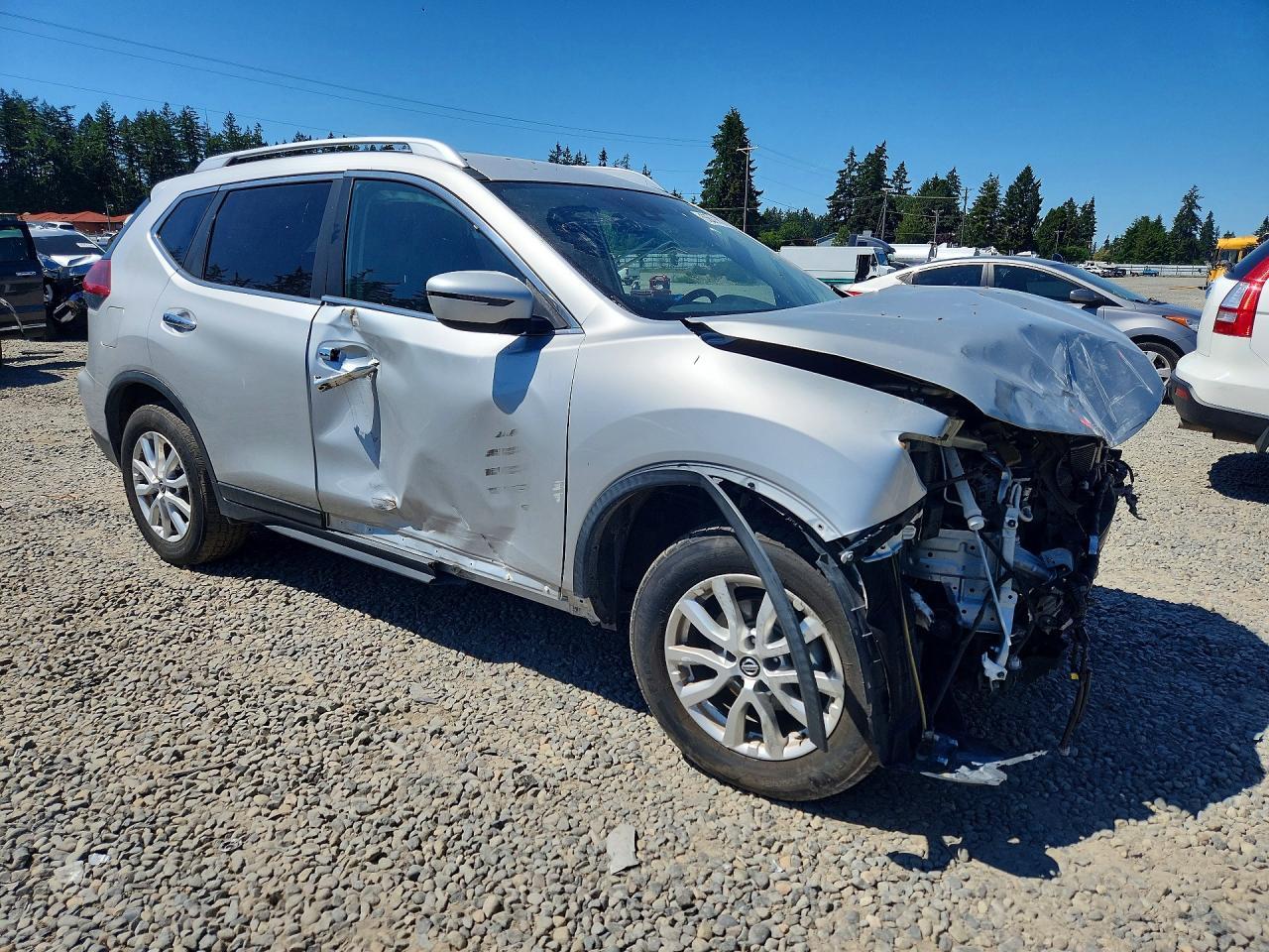 2020 Nissan Rogue, SV