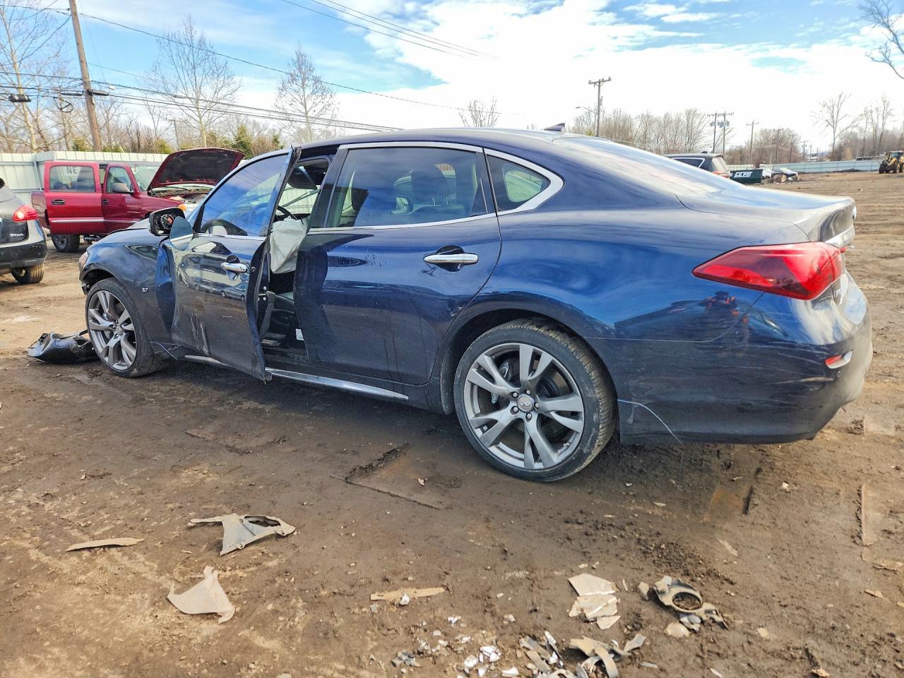 2019 Infiniti Q70, L 3.7 Luxe