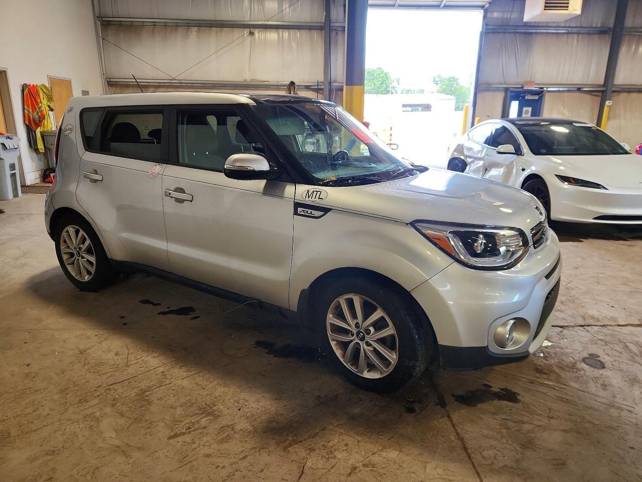 2019 KIA Soul, +