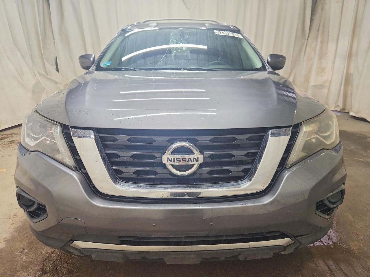 2019 Nissan Pathfinder, S