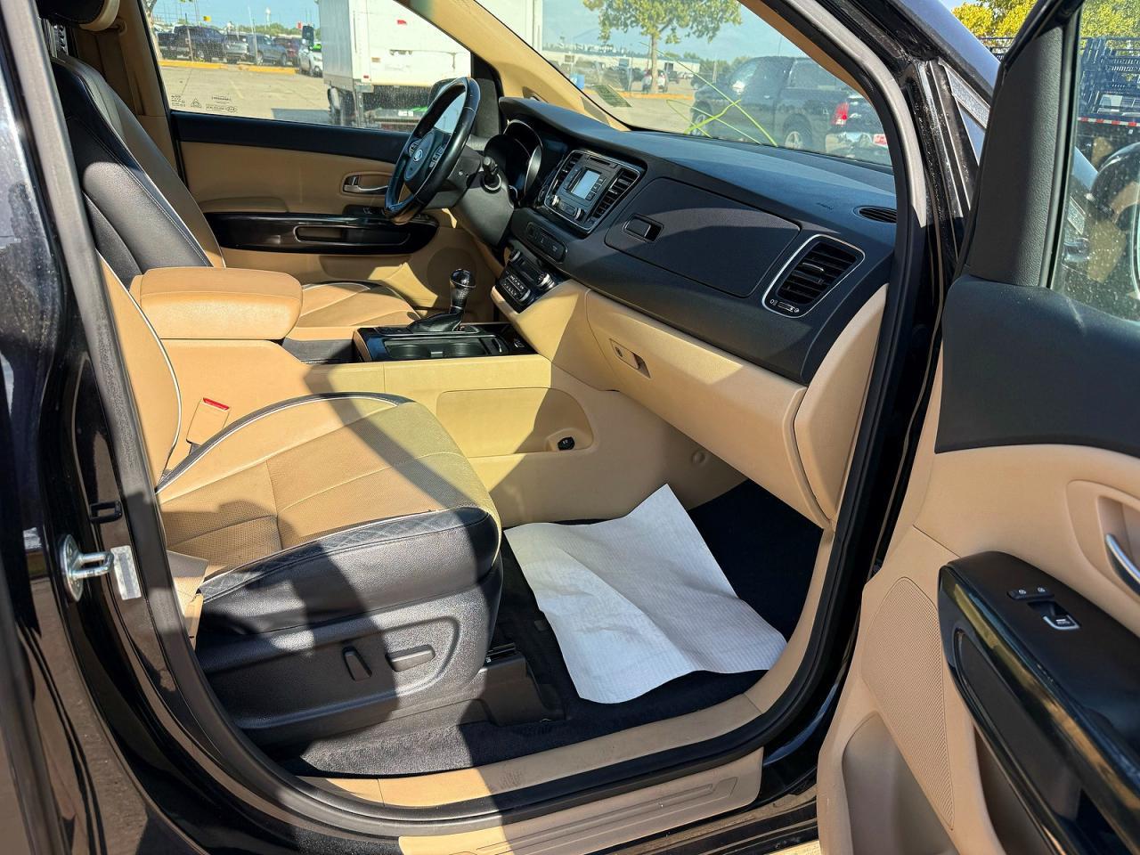 2015 KIA Sedona, EX