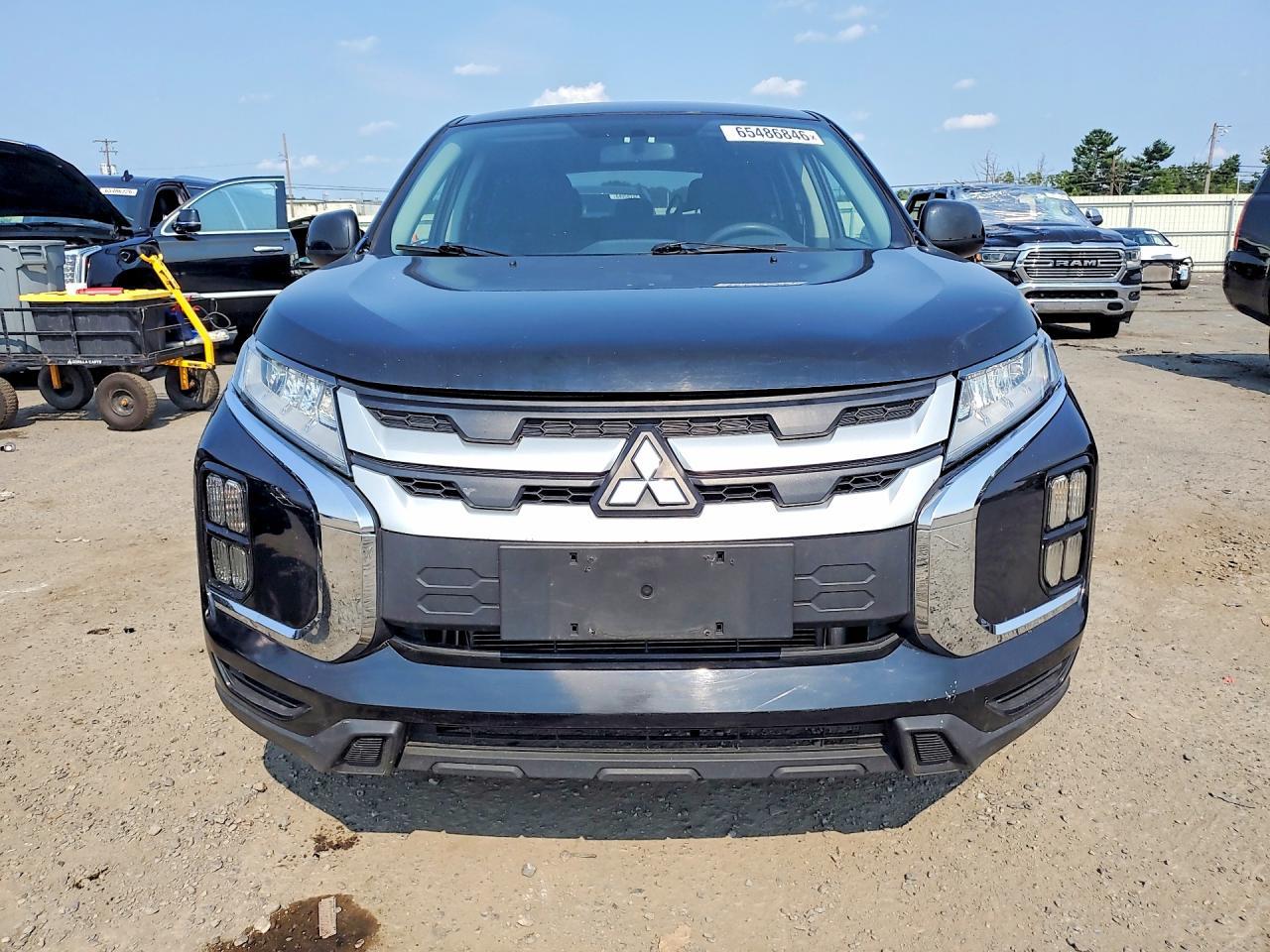 2020 Mitsubishi Outlander, ES