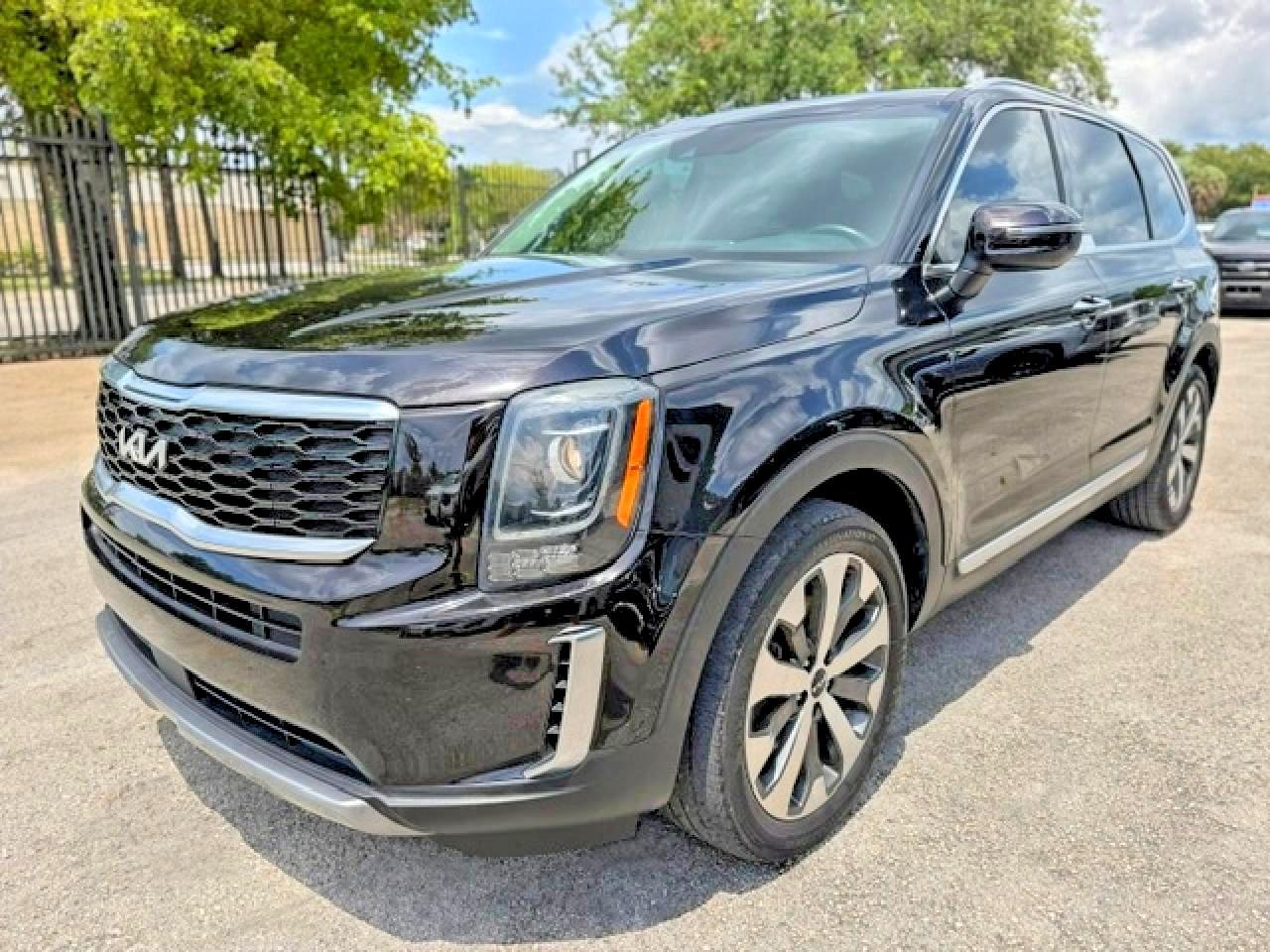 2022 KIA Telluride, S