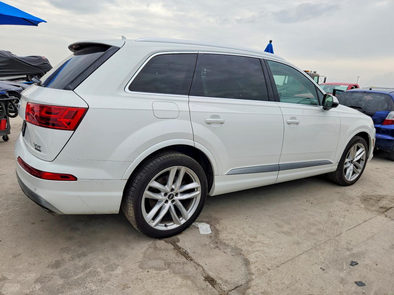 2017 Audi Q7, Prestige