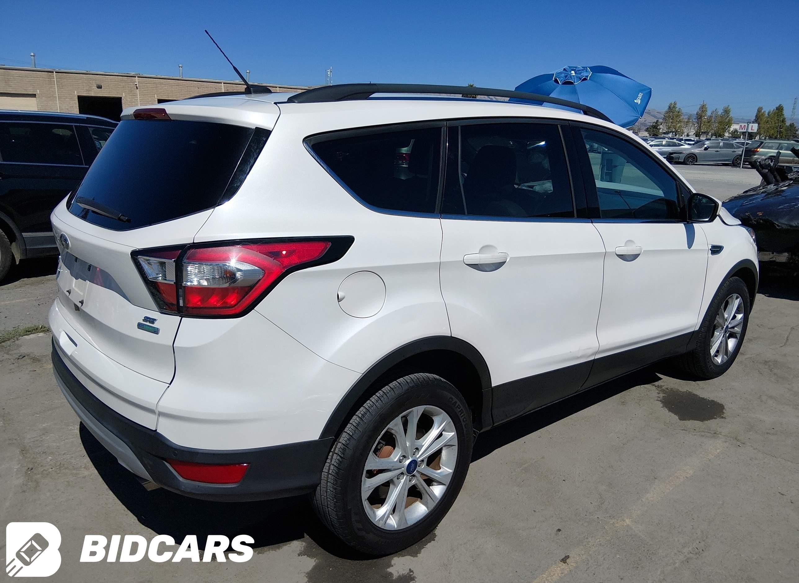 2017 Ford Escape, SE