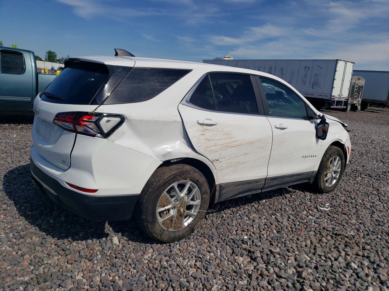 2022 Chevrolet Equinox, LT