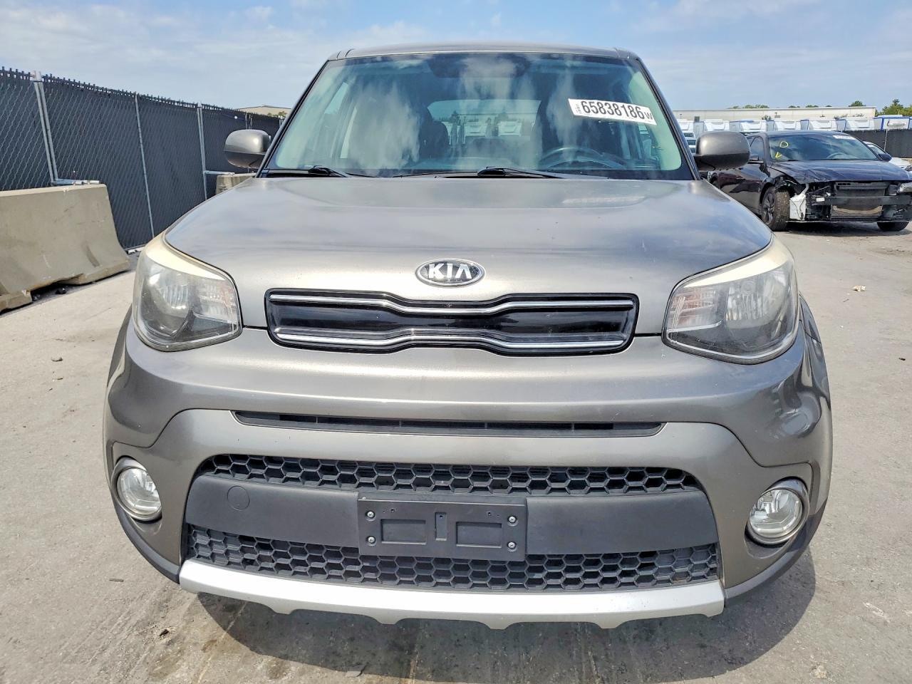 2017 KIA Soul, +