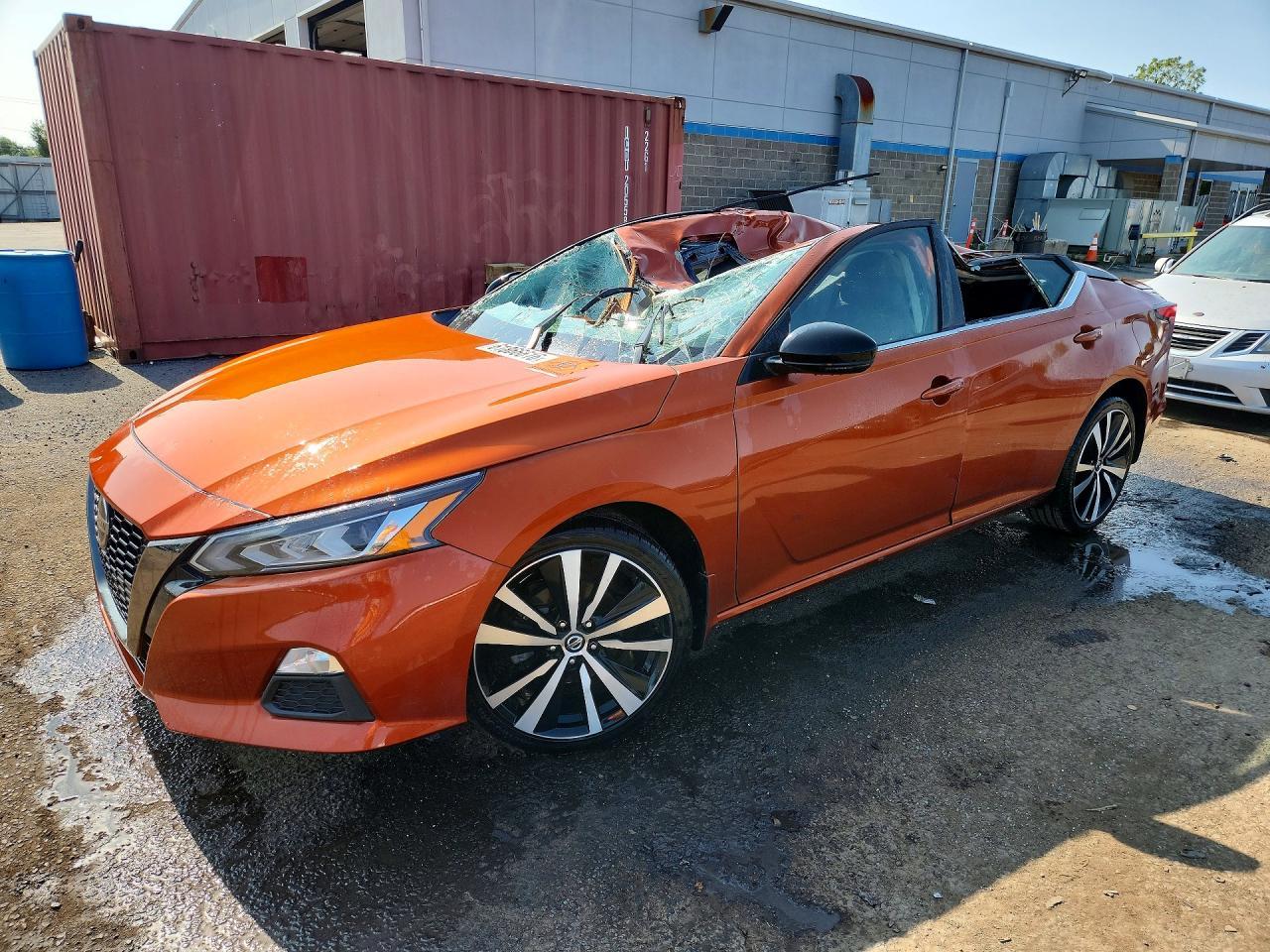 2019 Nissan Altima, SR