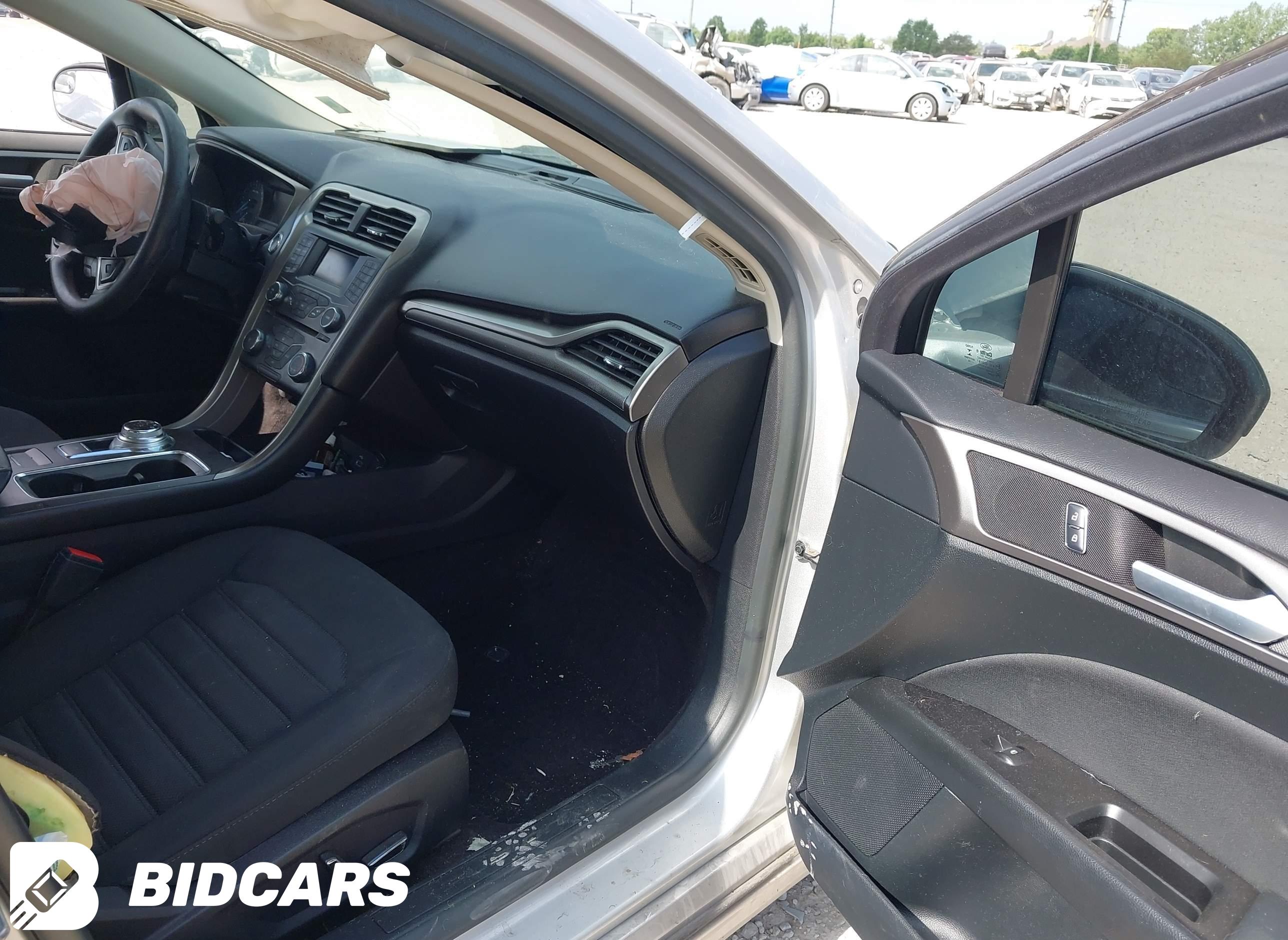 2017 Ford Fusion, SE
