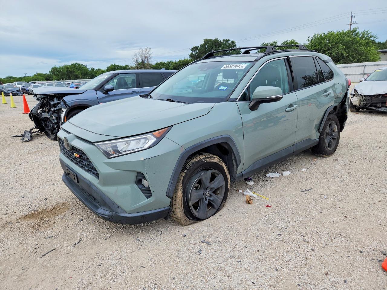 2020 Toyota RAV4, Xle