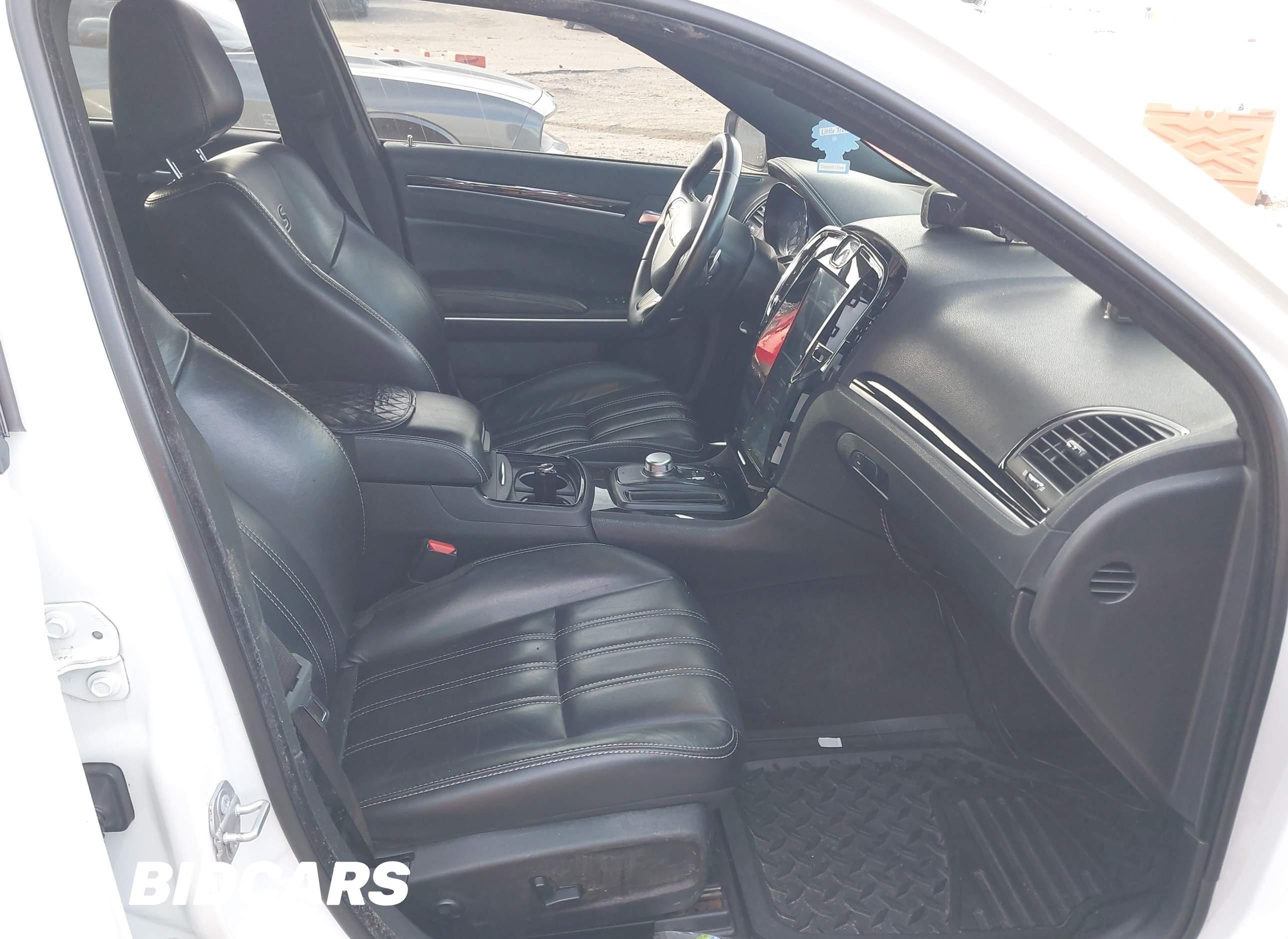 2019 Chrysler 300, 300S