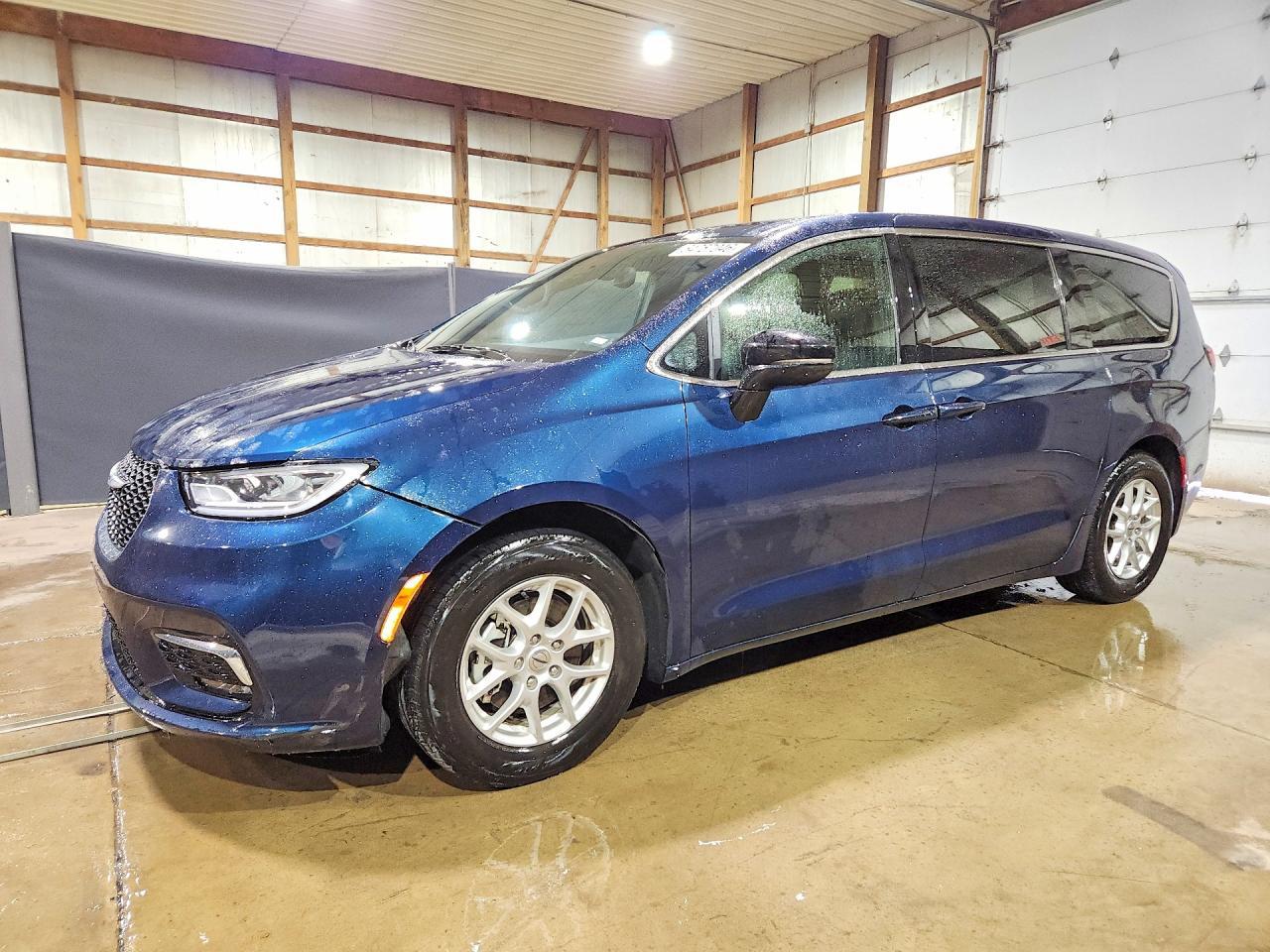 2025 Chrysler Pacifica, Select