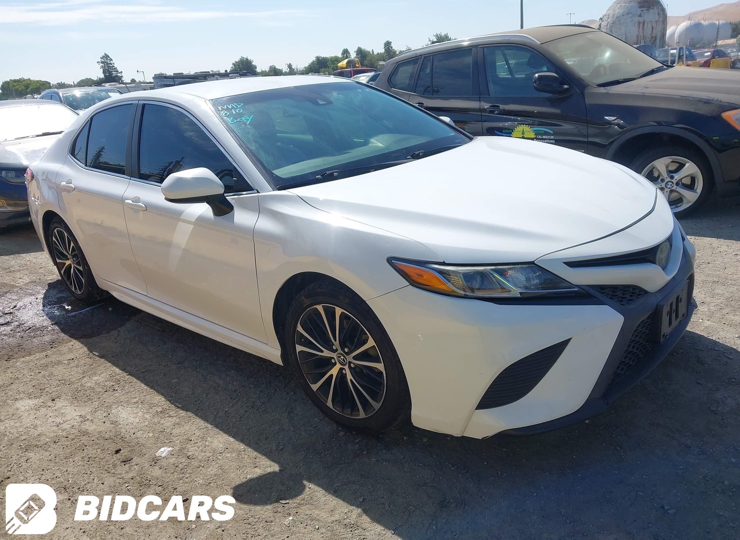 2019 Toyota Camry, SE