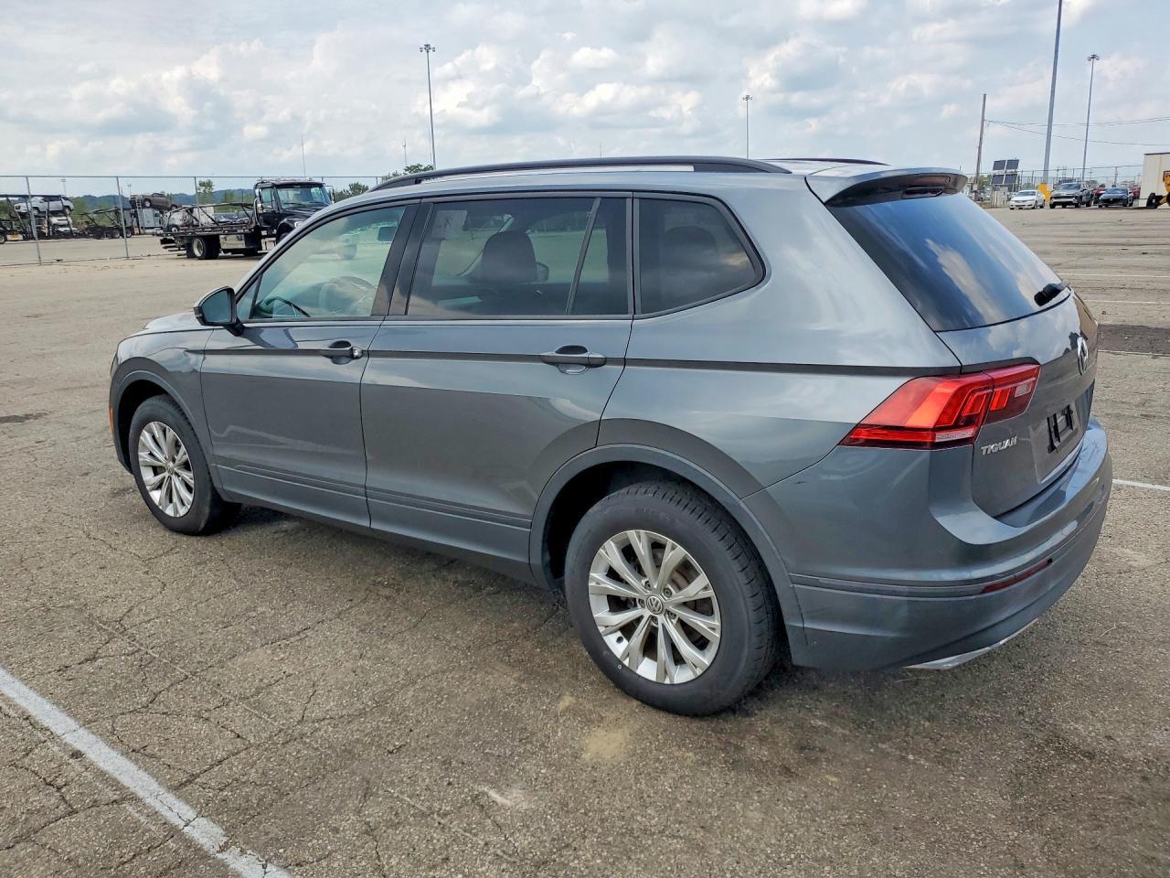 2018 Volkswagen Tiguan, S