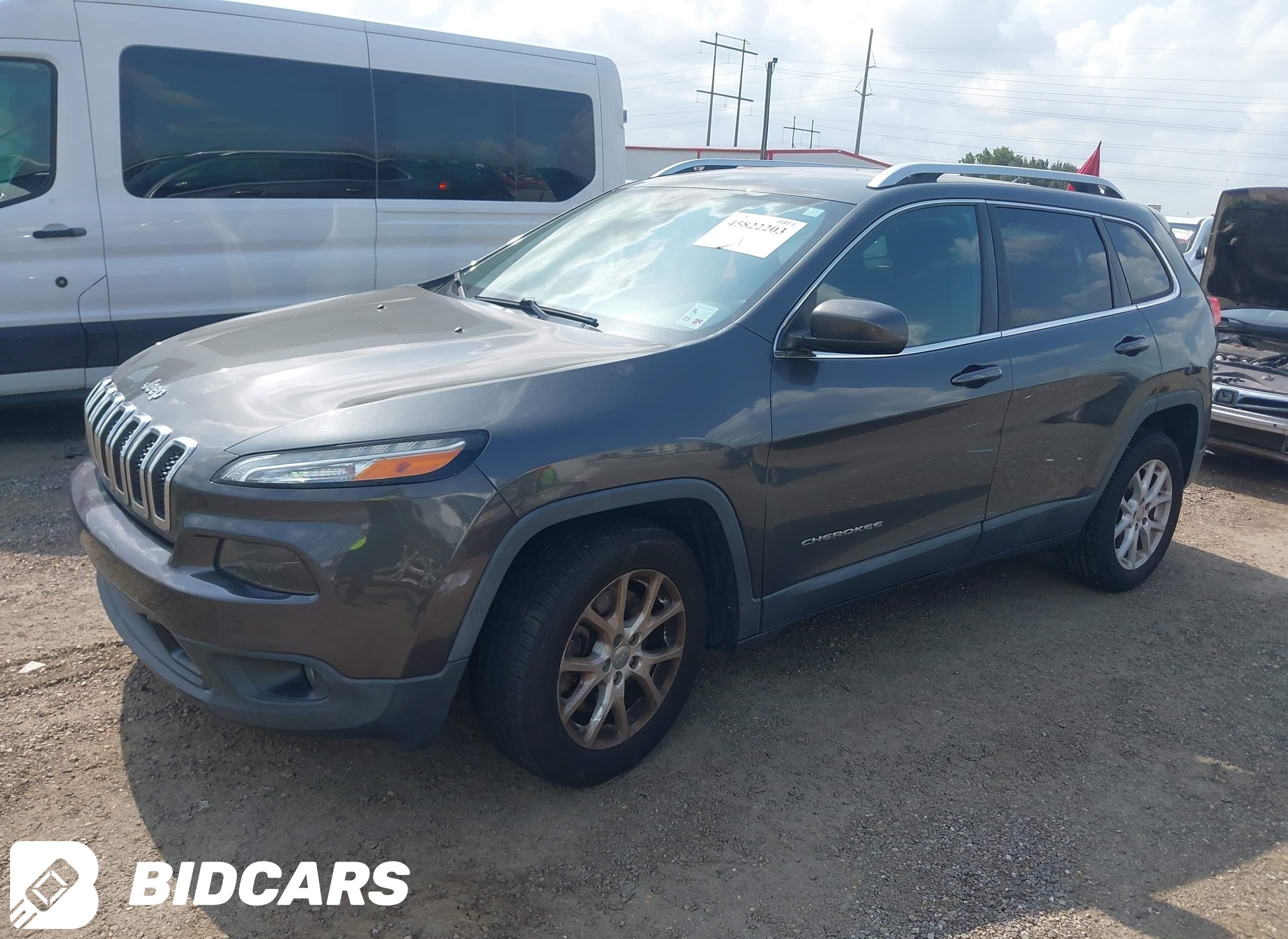 2015 Jeep Cherokee, Latitude