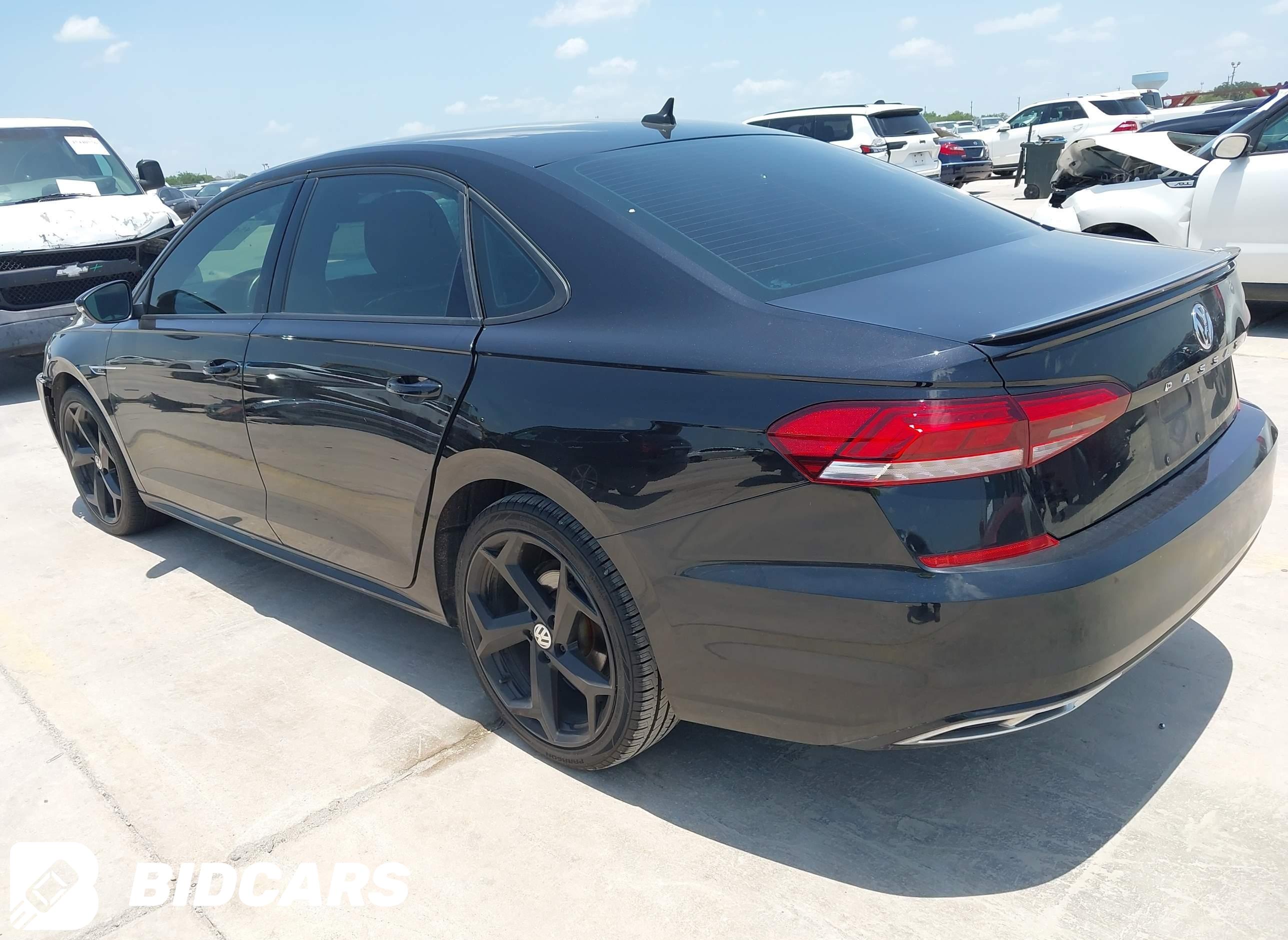 2022 Volkswagen Passat, 2.0T...