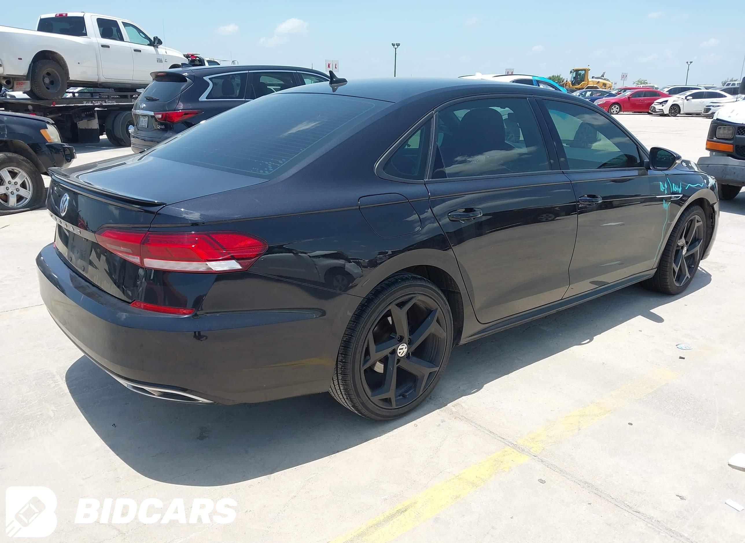 2022 Volkswagen Passat, 2.0T...