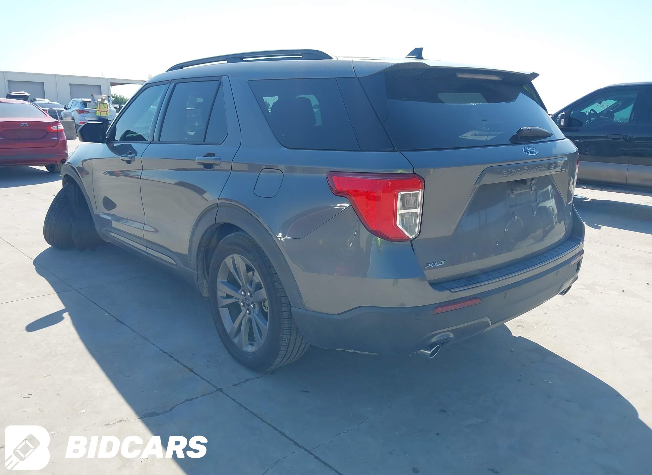 2021 Ford Explorer, Xlt