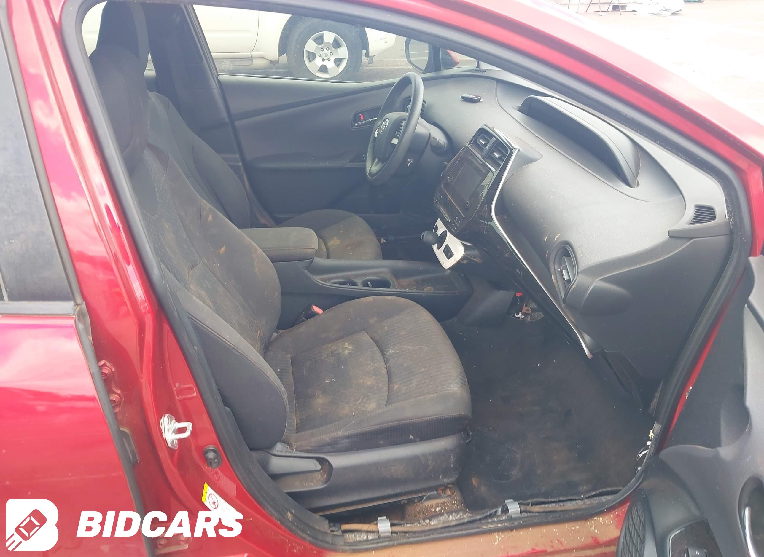 2016 Toyota Prius, Four