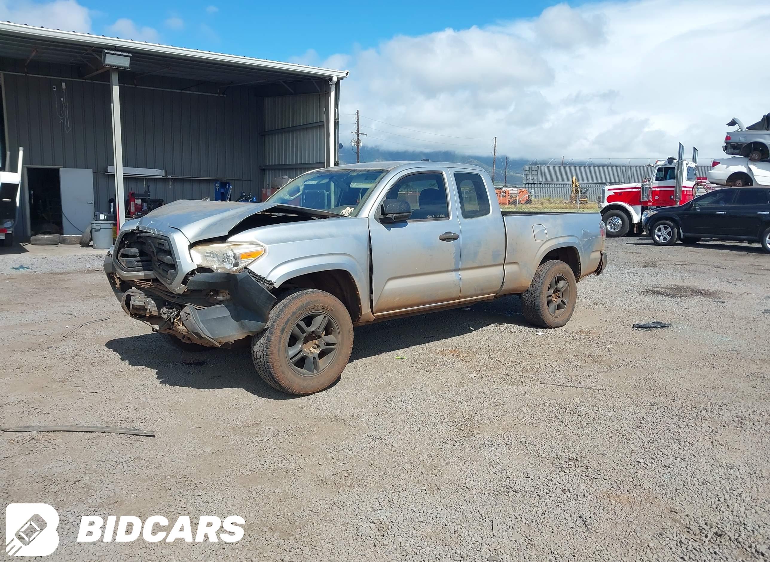 2017 Toyota Tacoma, SR