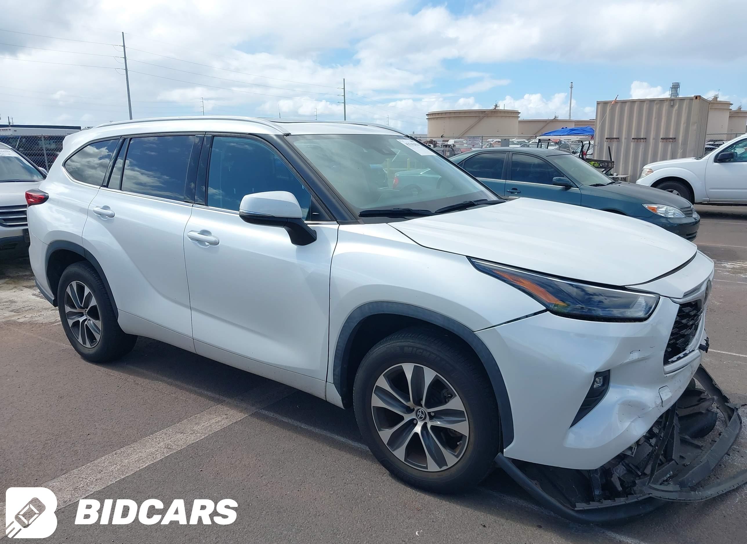 2022 Toyota Highlander, Xle