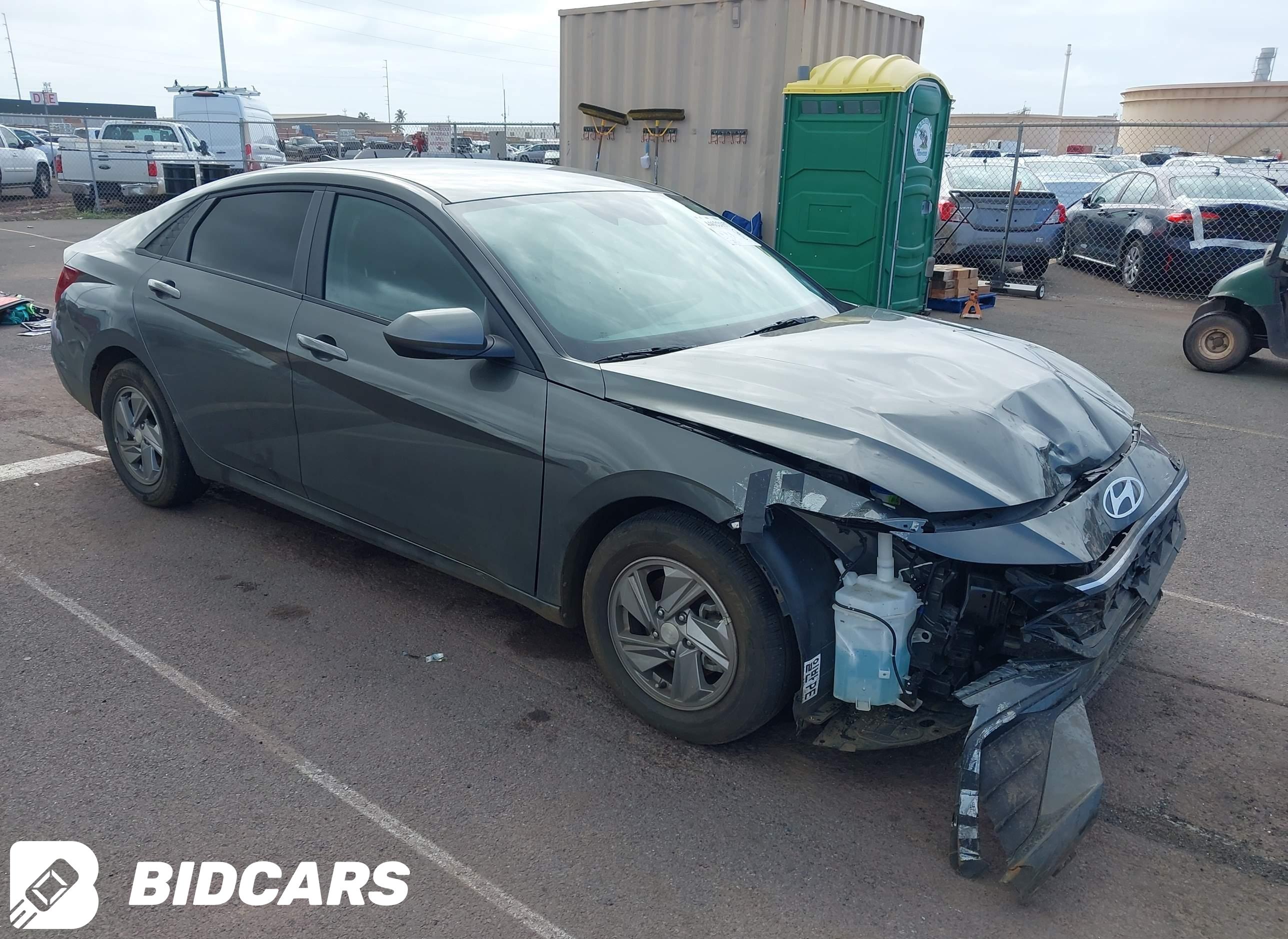 2025 Hyundai Elantra, SE