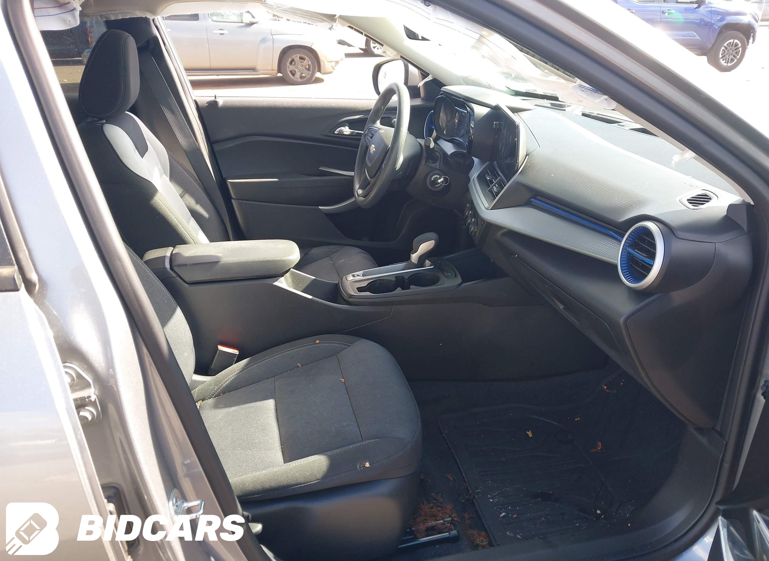 2025 Chevrolet Trax, Fwd Ls
