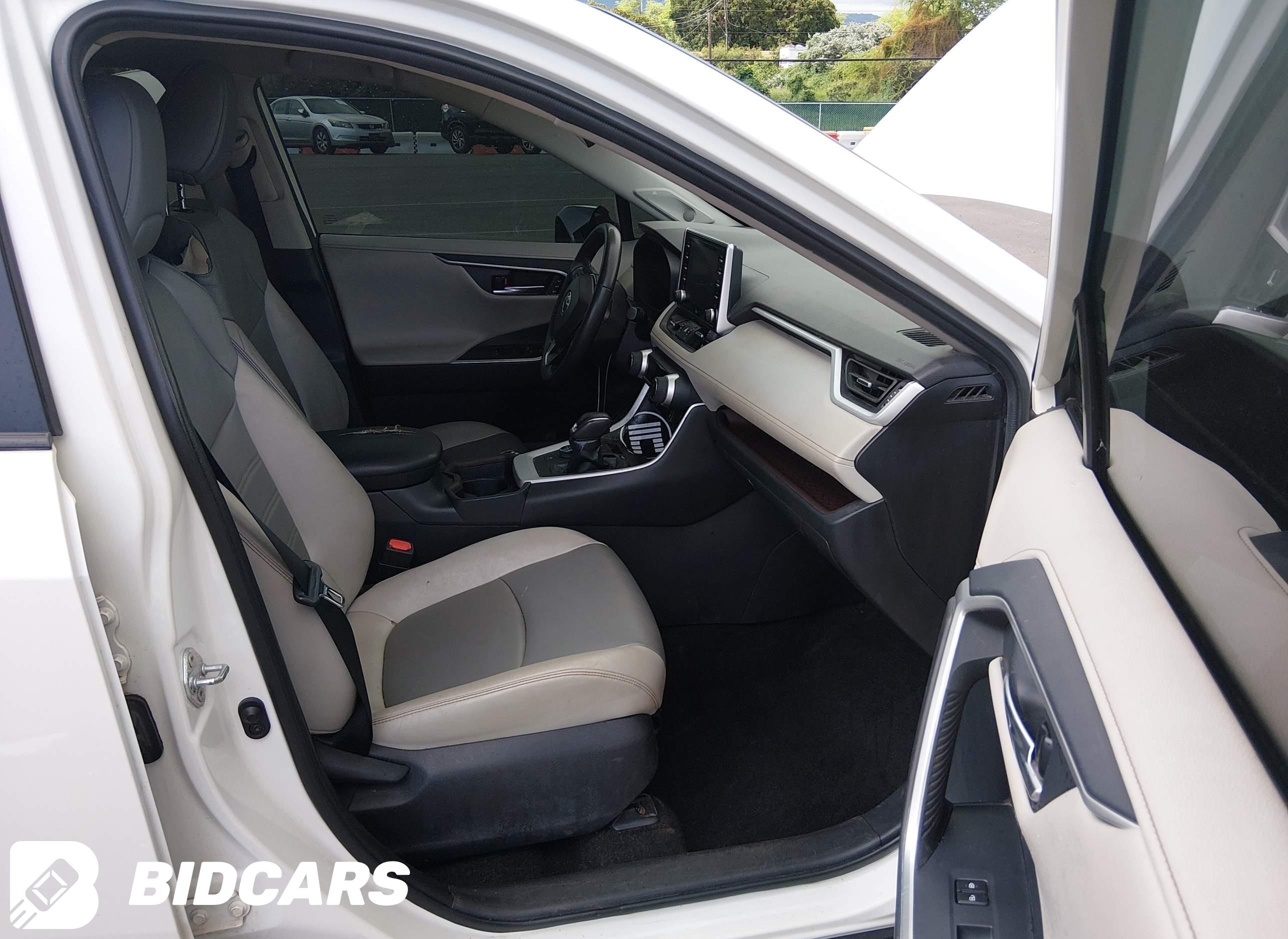 2020 Toyota RAV4, Hybrid Limited