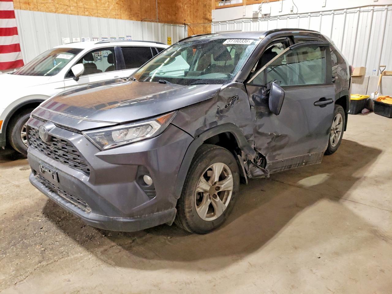 2021 Toyota RAV4, Xle