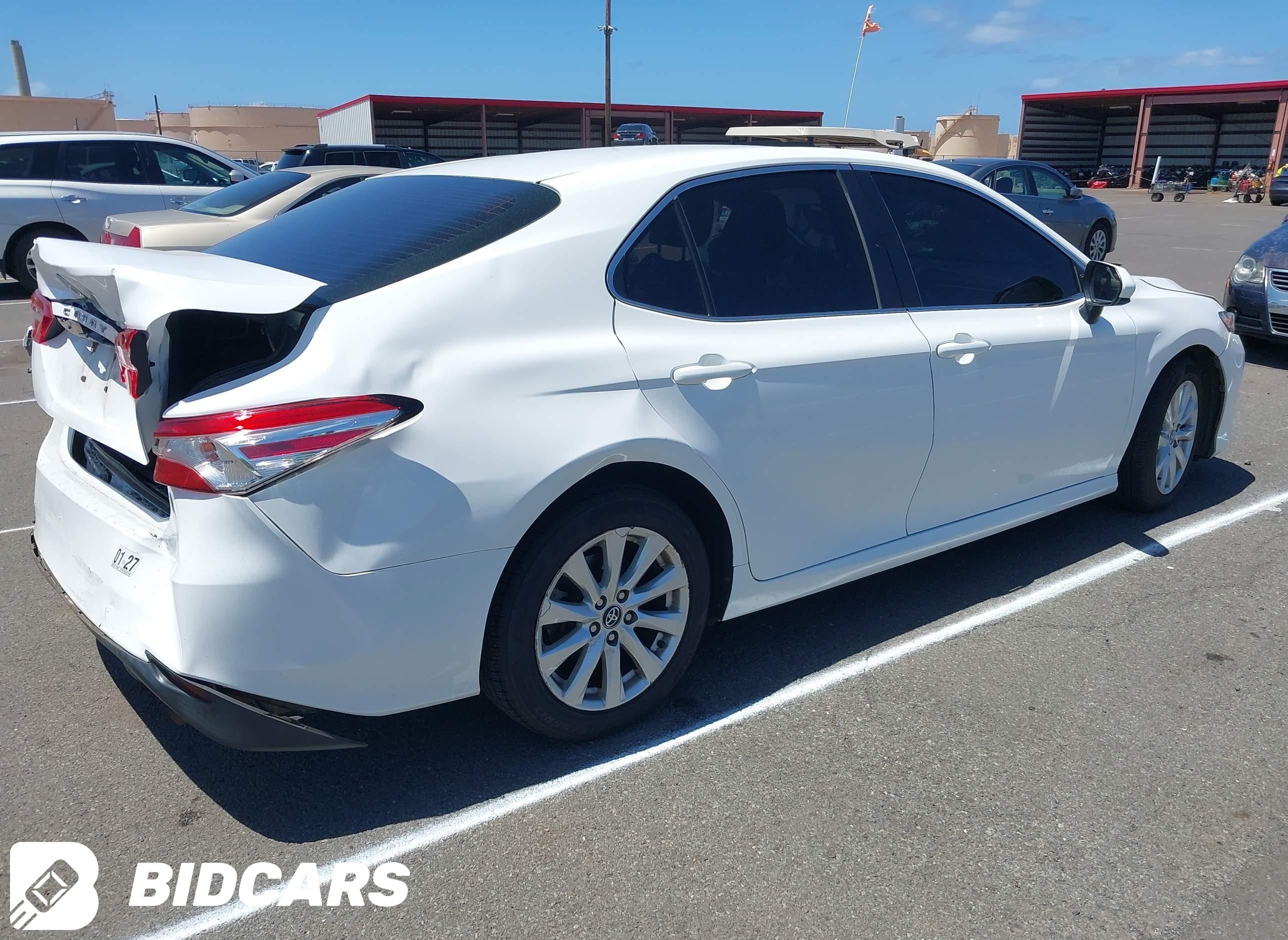 2020 Toyota Camry, LE