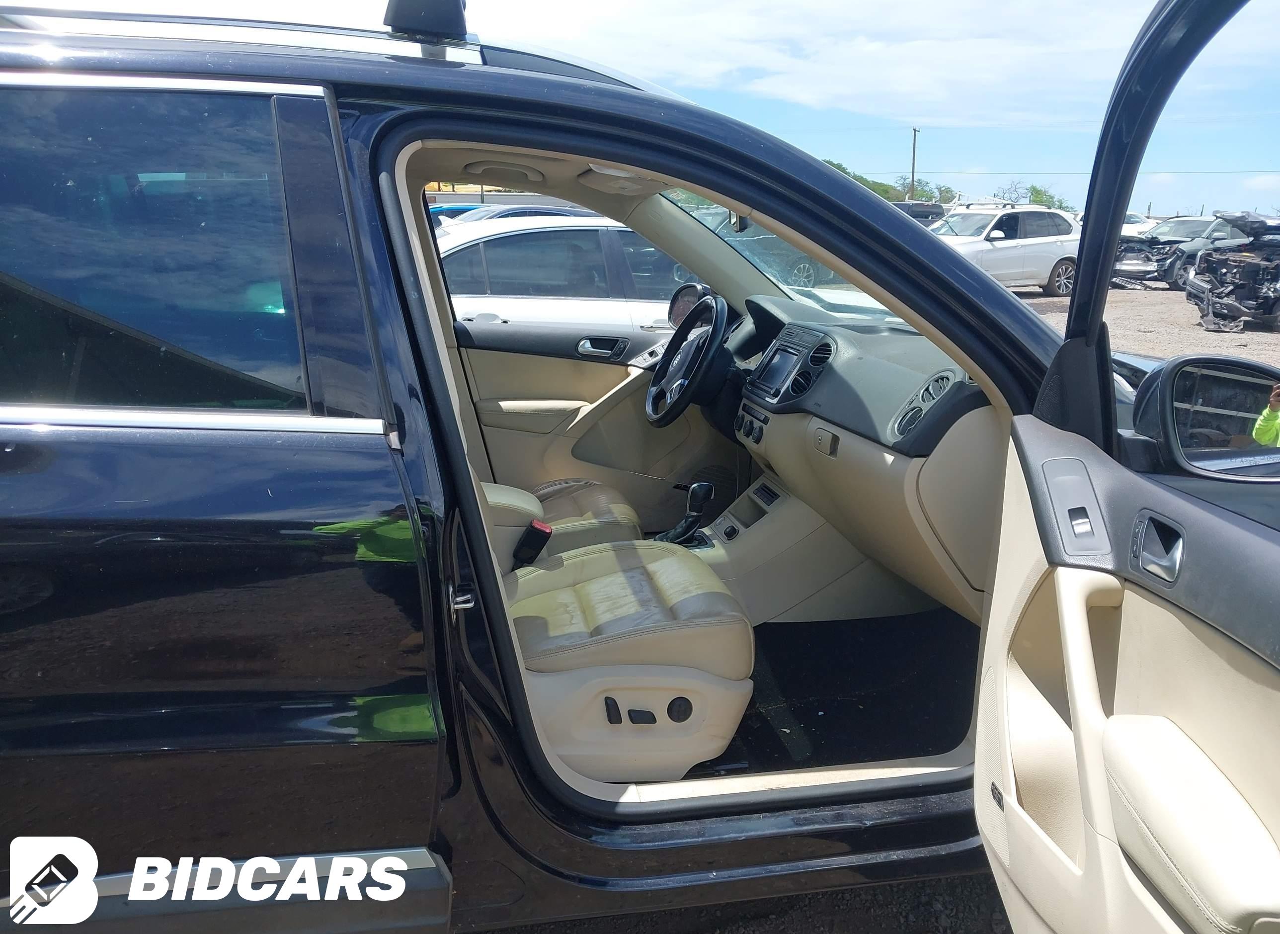 2016 Volkswagen Tiguan, Sel