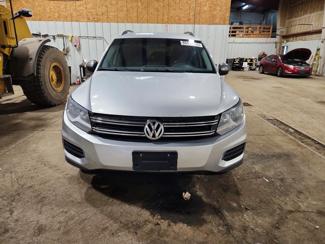 2015 Volkswagen Tiguan, S