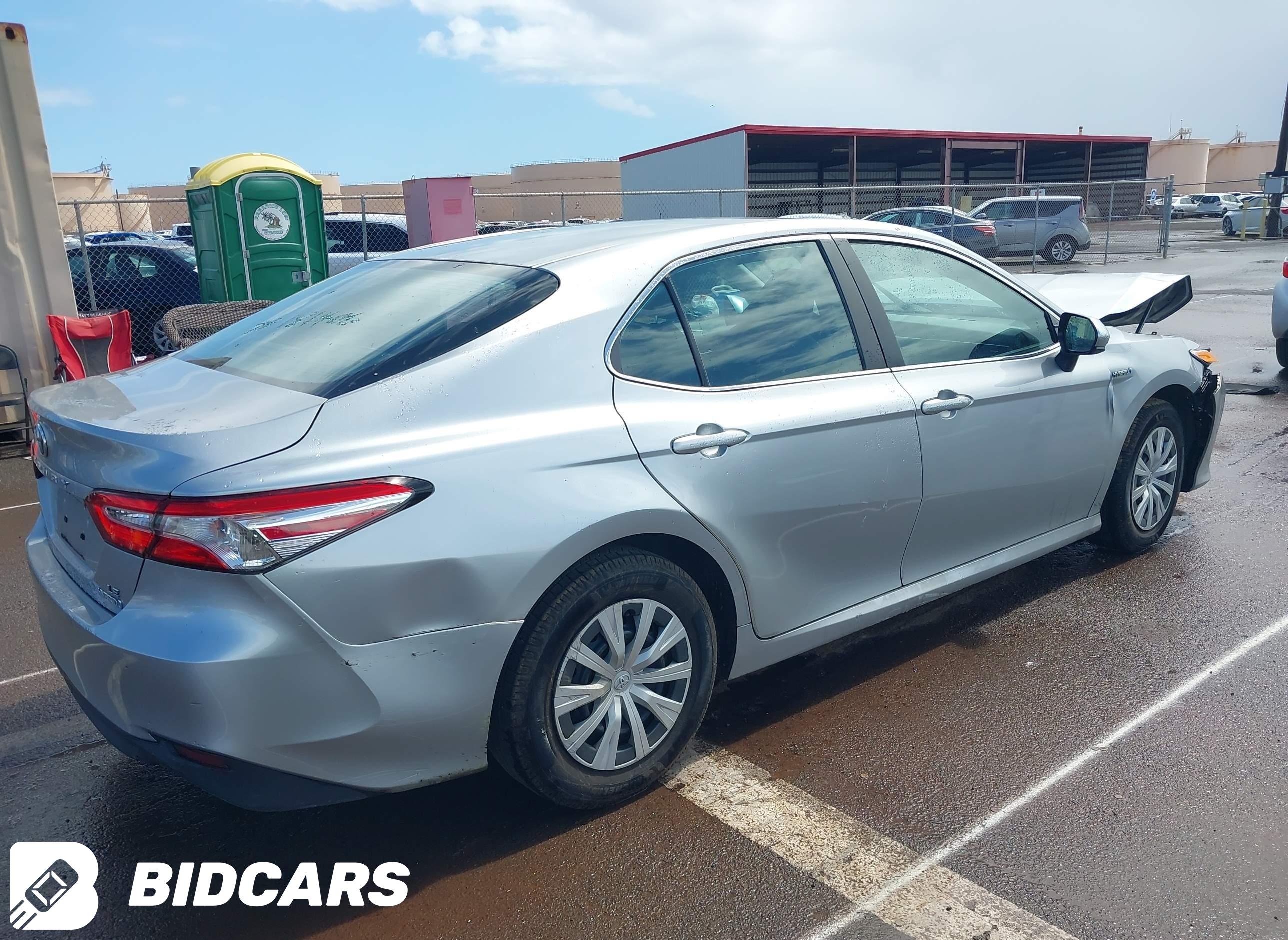 2020 Toyota Camry, Le Hybrid