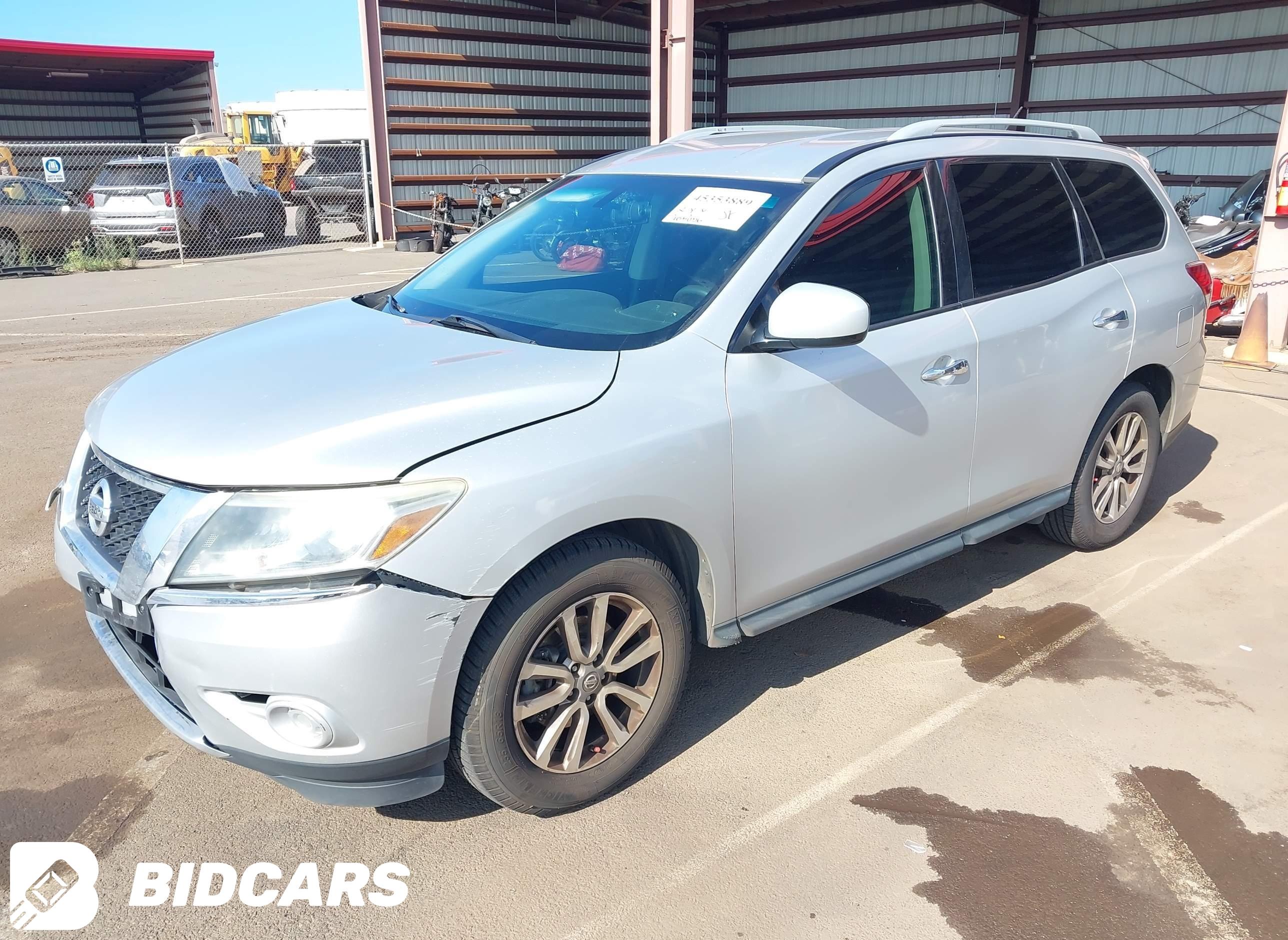 2015 Nissan Pathfinder, S