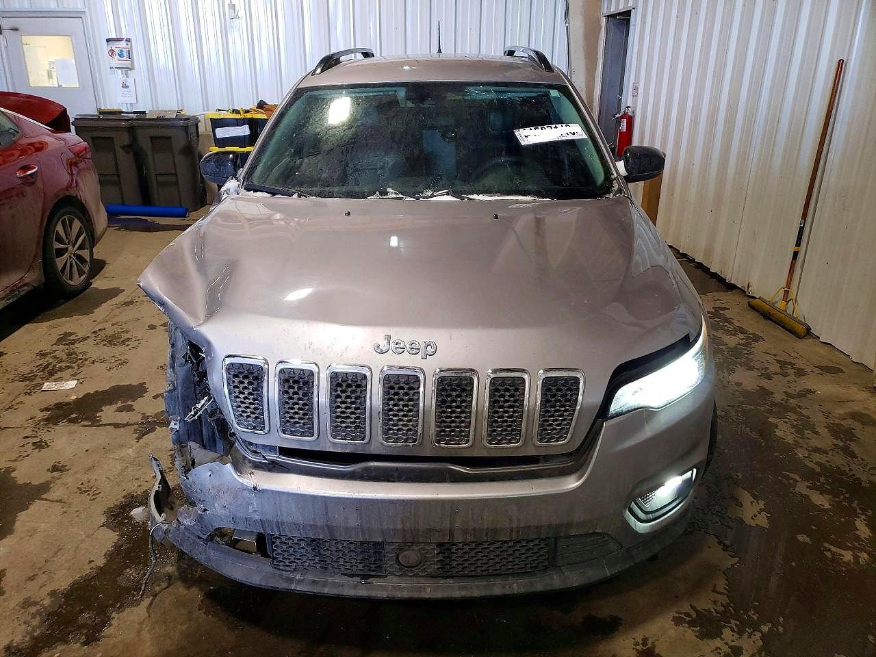 2022 Jeep Cherokee, Latitude Lux