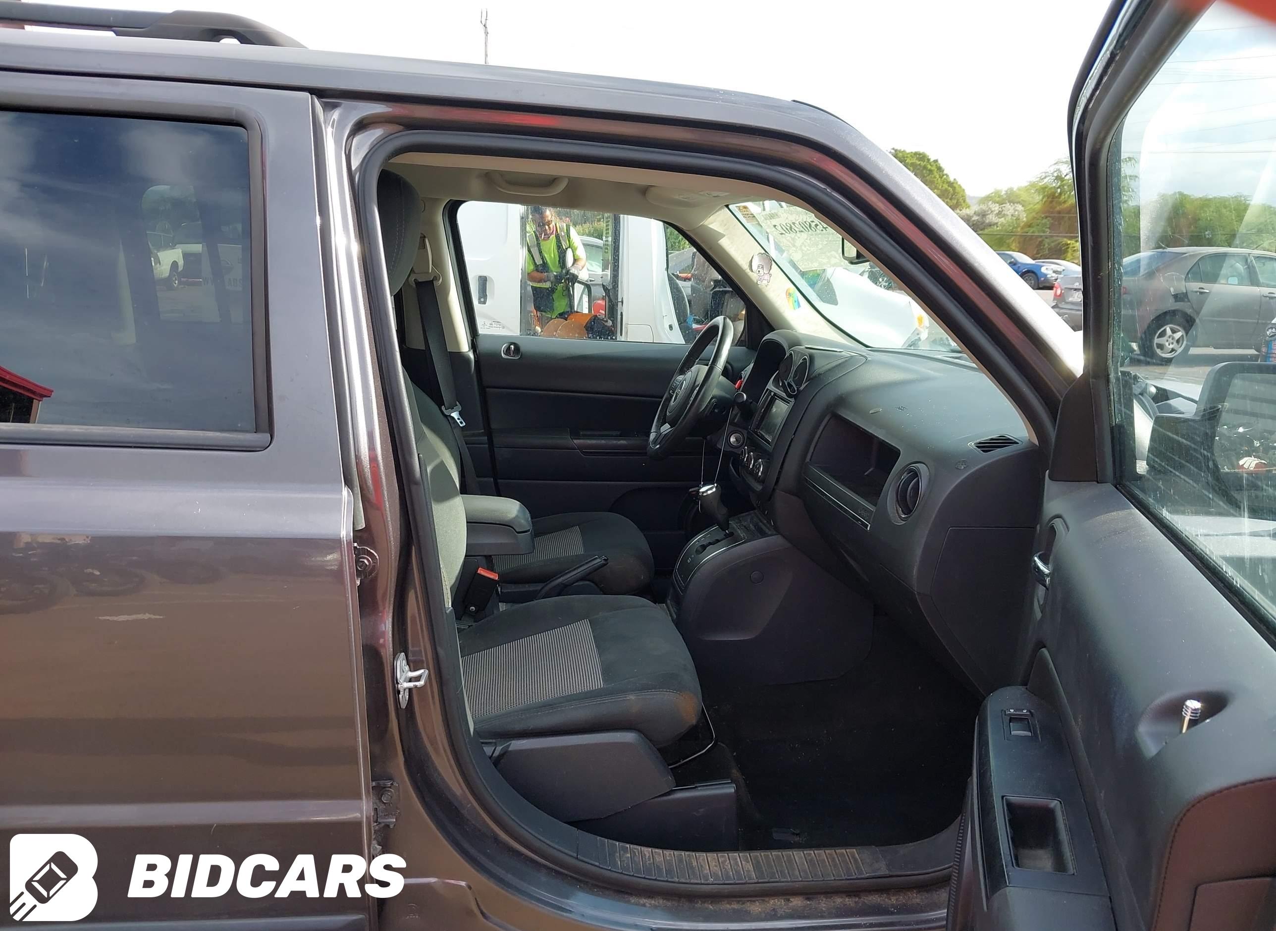 2016 Jeep Patriot, Latitude