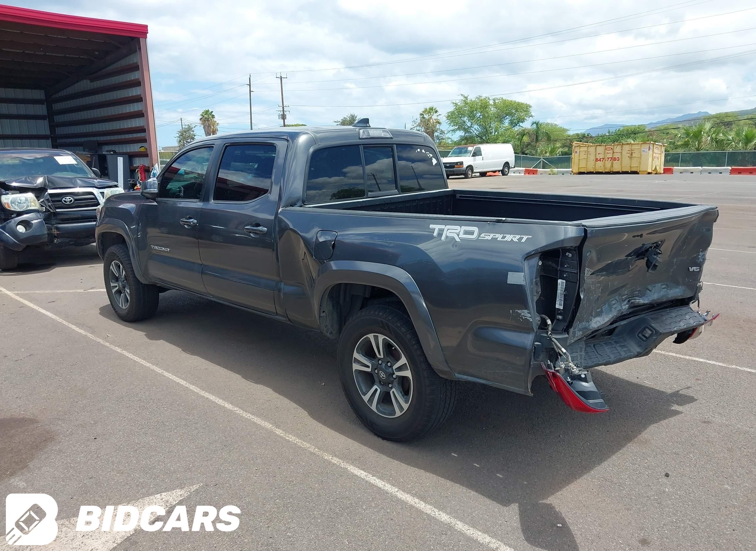2016 Toyota Tacoma, SR5