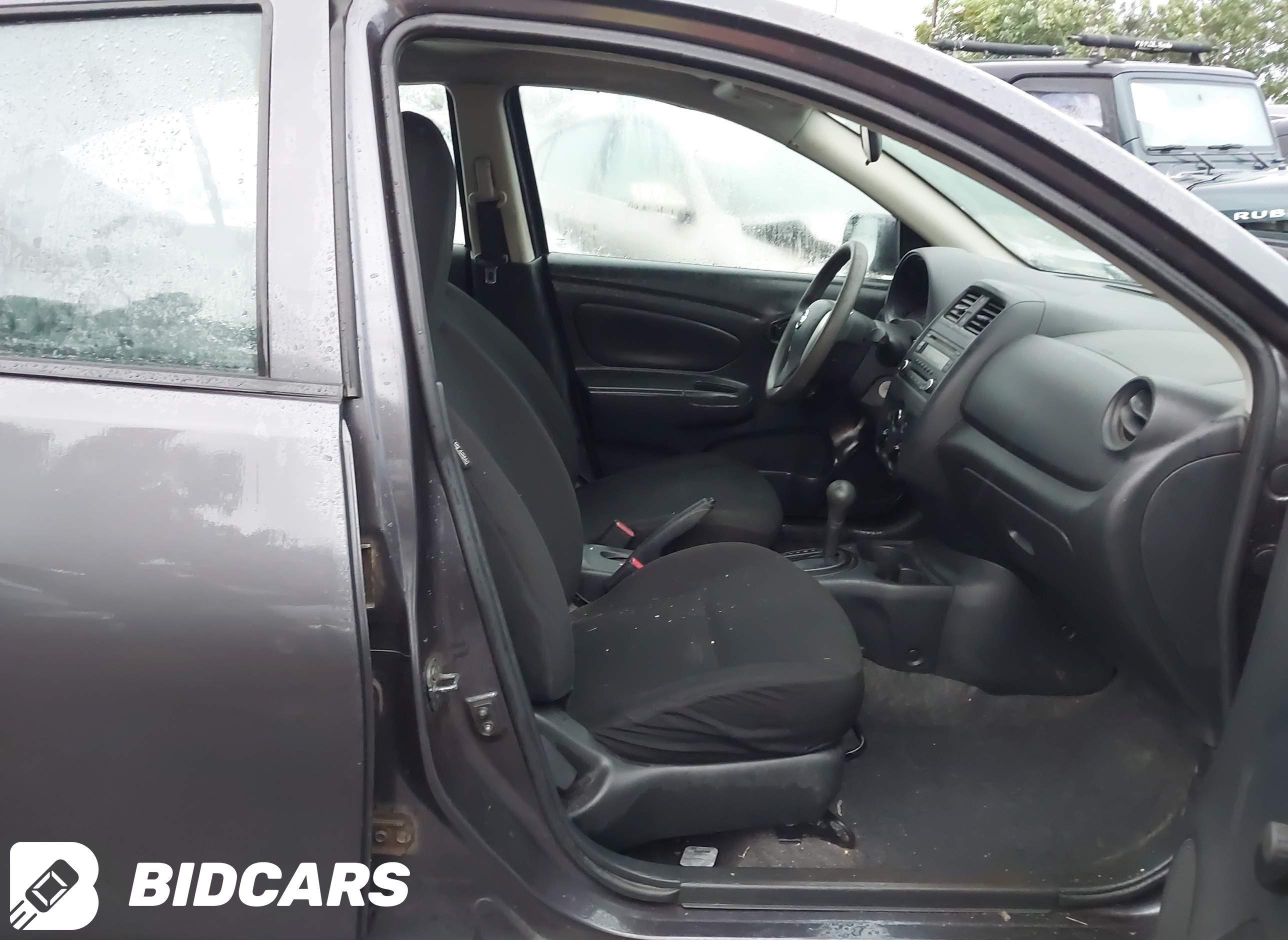 2015 Nissan Versa, 1.6 S