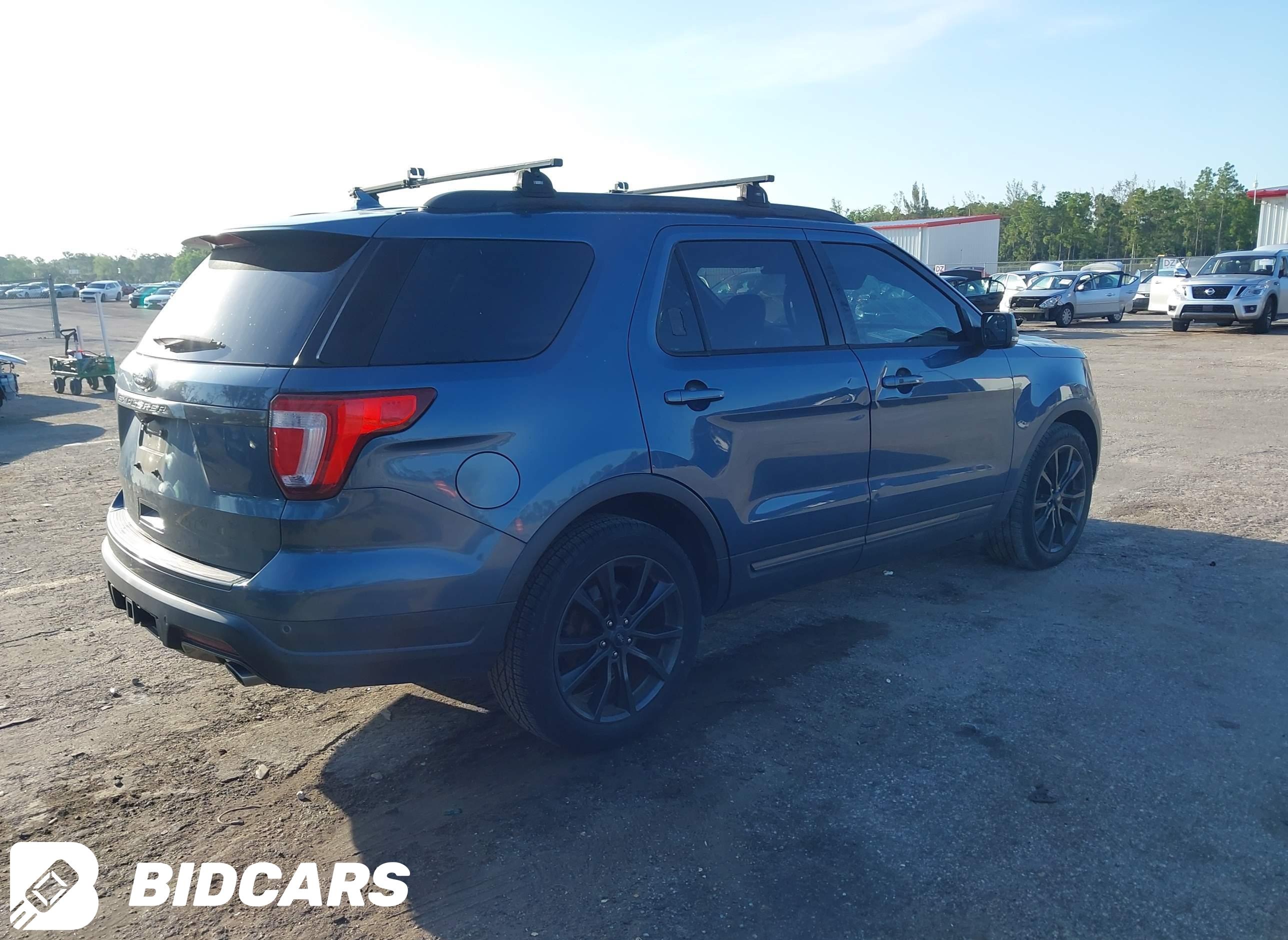 2018 Ford Explorer, Xlt
