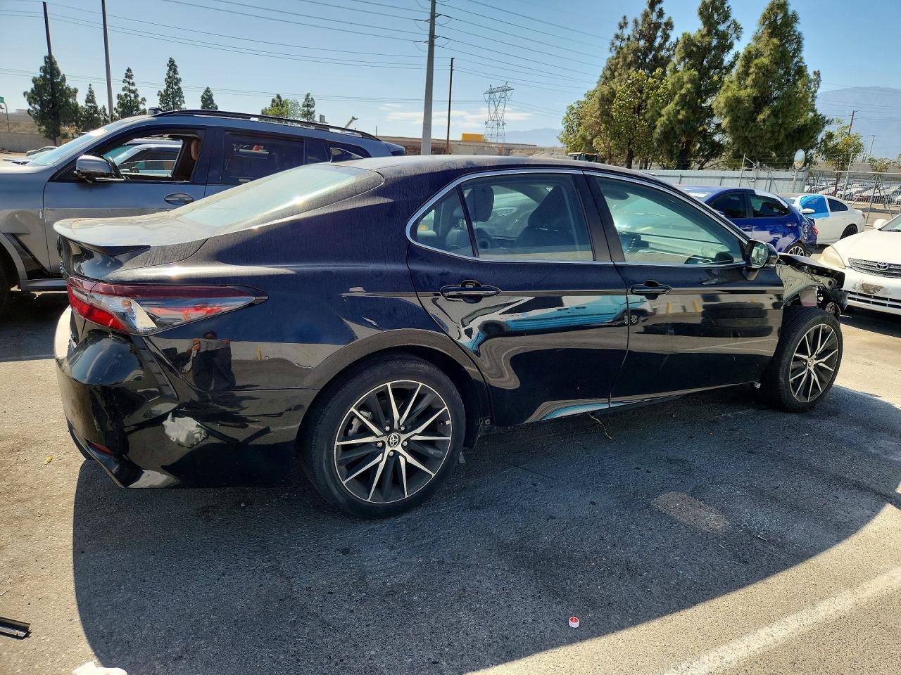 2024 Toyota Camry, SE