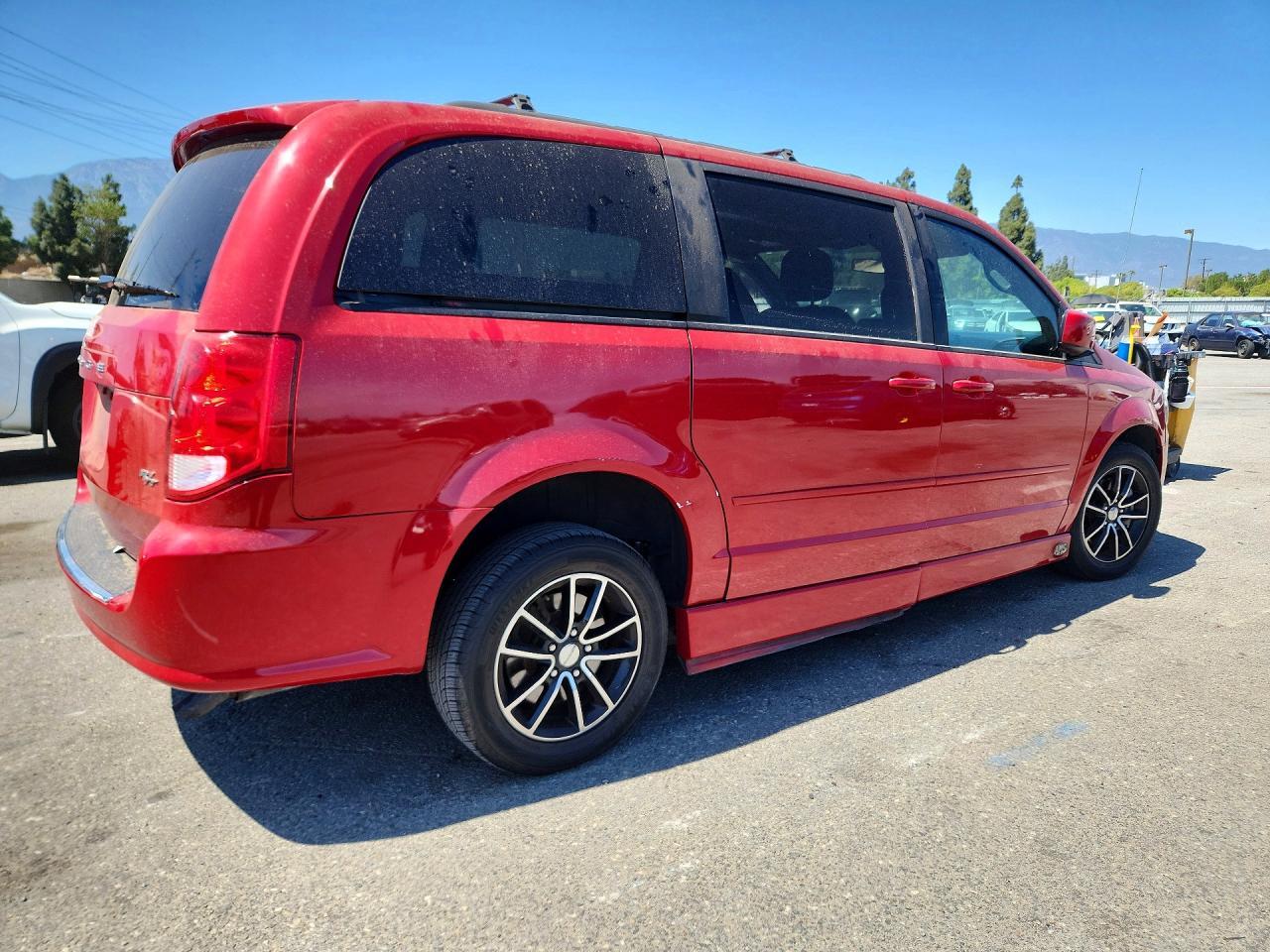 2016 Dodge Grand Caravan, R/T