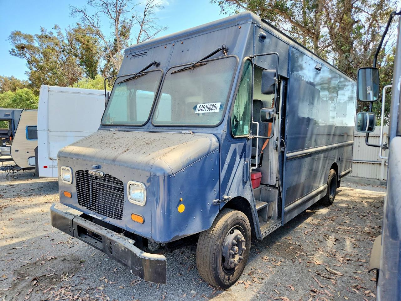 2020 Frht Chassis, M Line Wal...