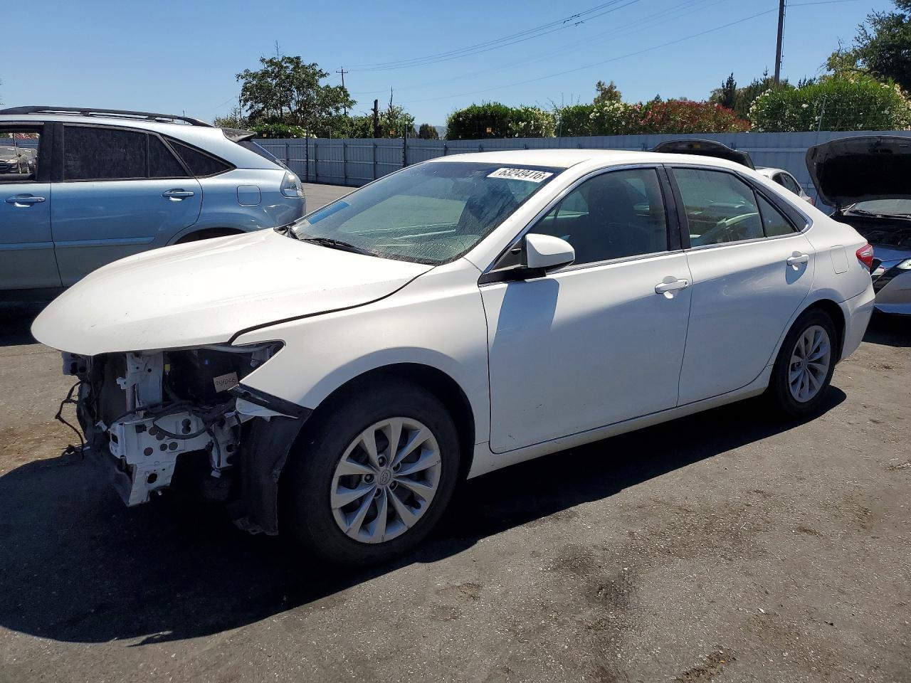 2016 Toyota Camry, LE