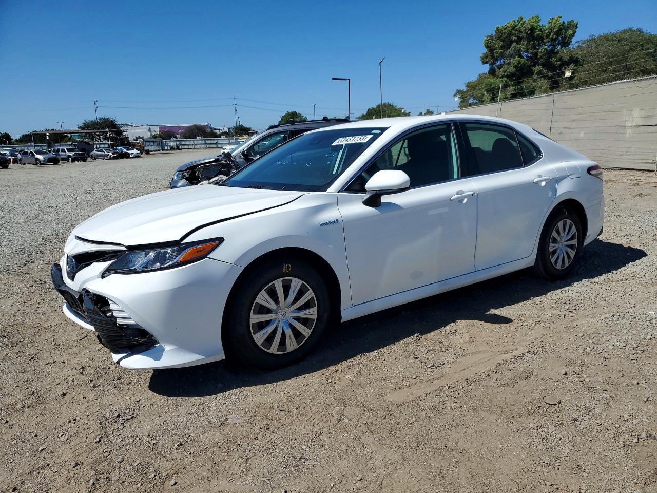 2020 Toyota Camry, LE