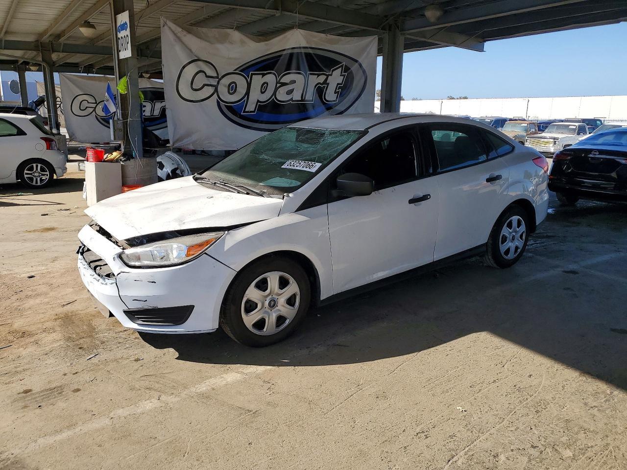 2015 Ford Focus, S