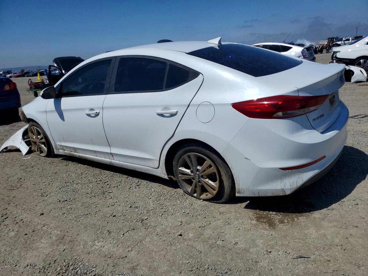 2018 Hyundai Elantra, Sel