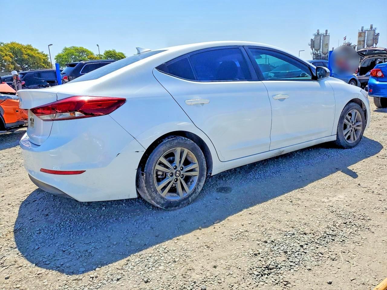 2018 Hyundai Elantra, Sel