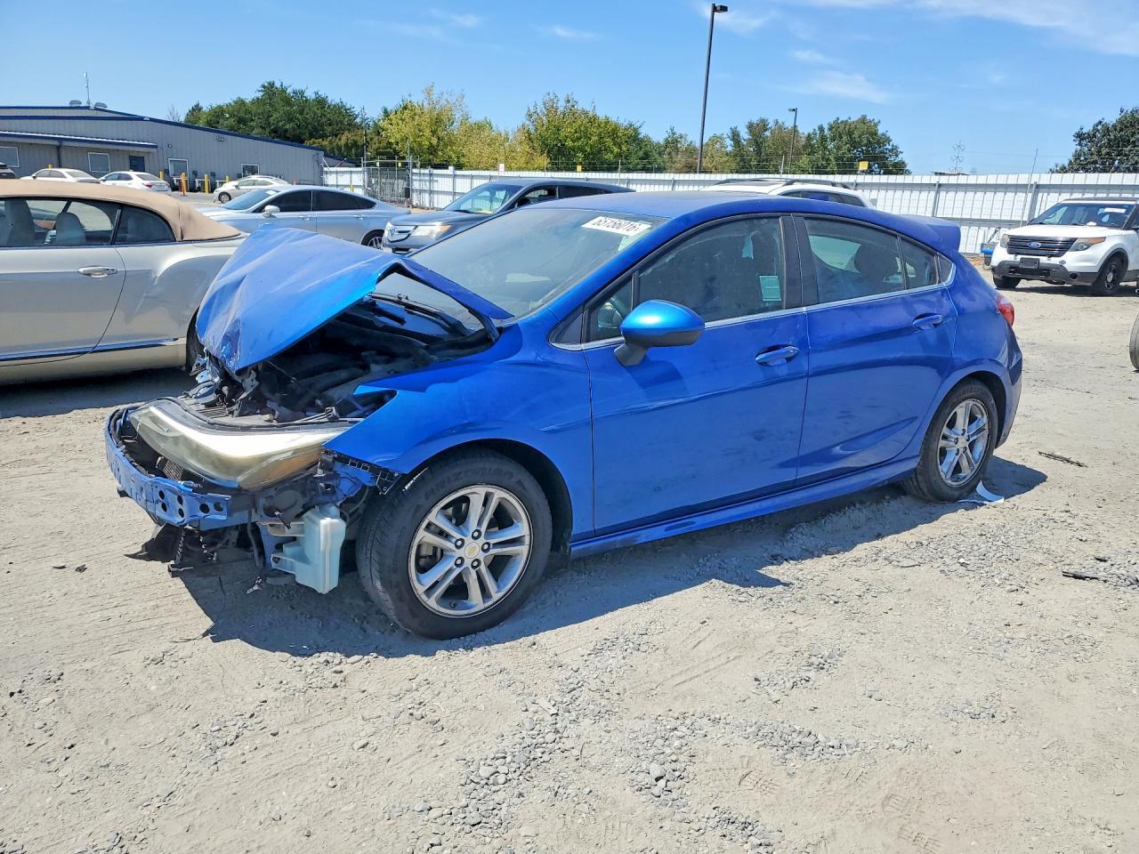 2017 Chevrolet Cruze, LT