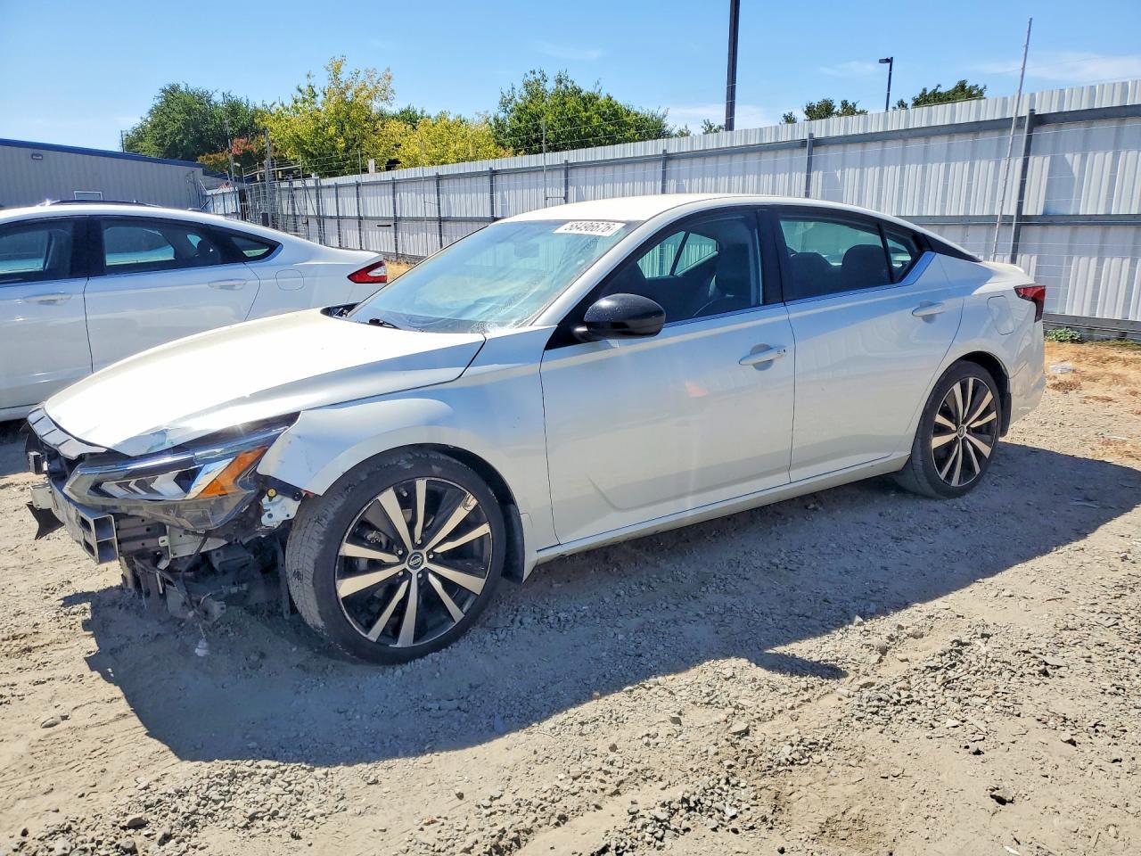 2019 Nissan Altima, SR